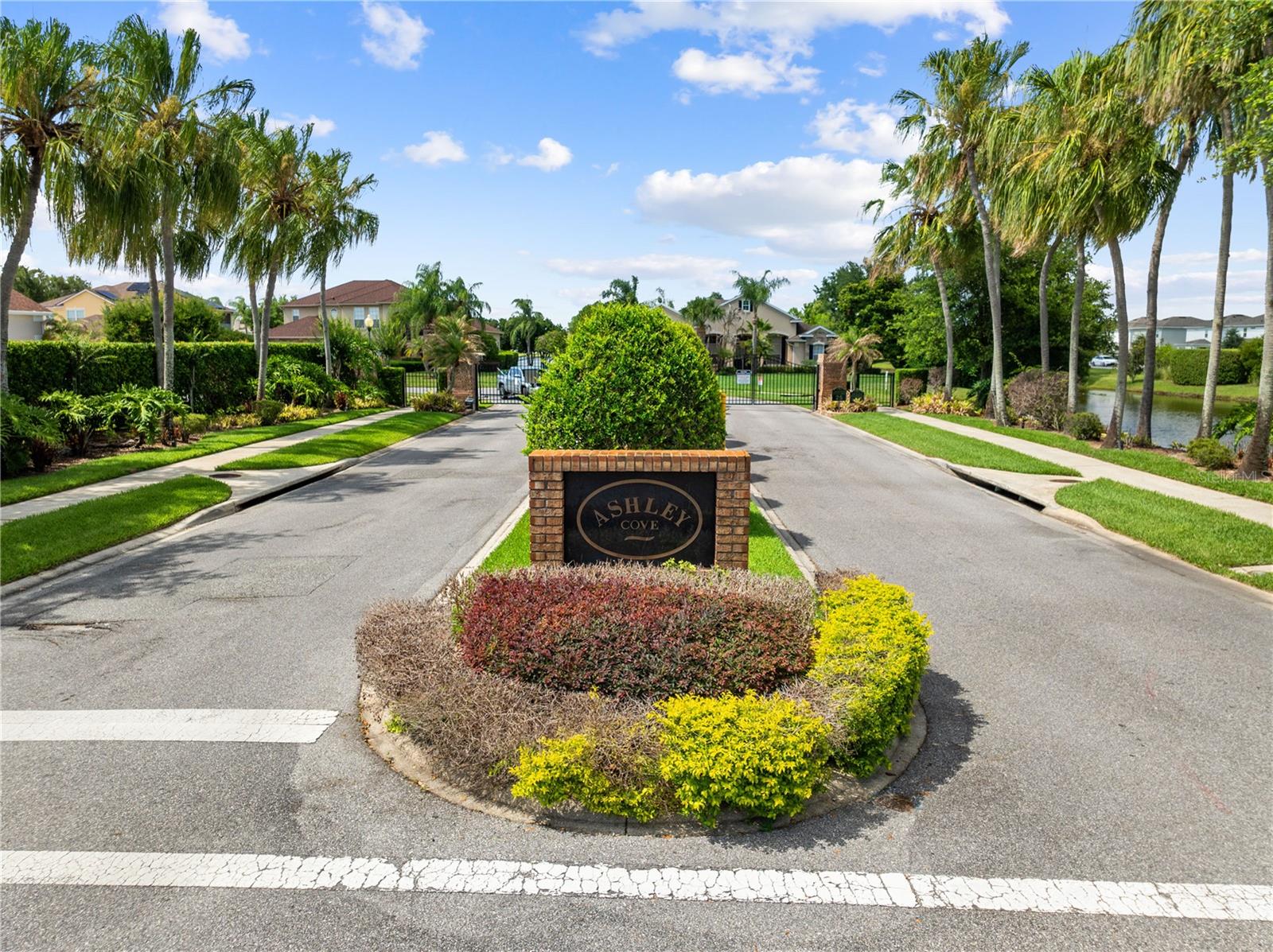 ASHLEY COVE UNIT 1 - Residential