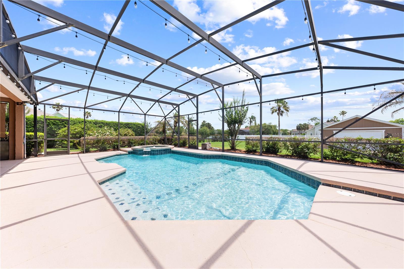 ASHLEY COVE UNIT 1 - Residential