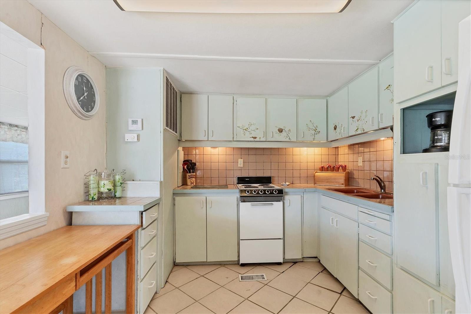 TIDEVUE/DE SOTO COMMUNITY UNIT ONE - Residential