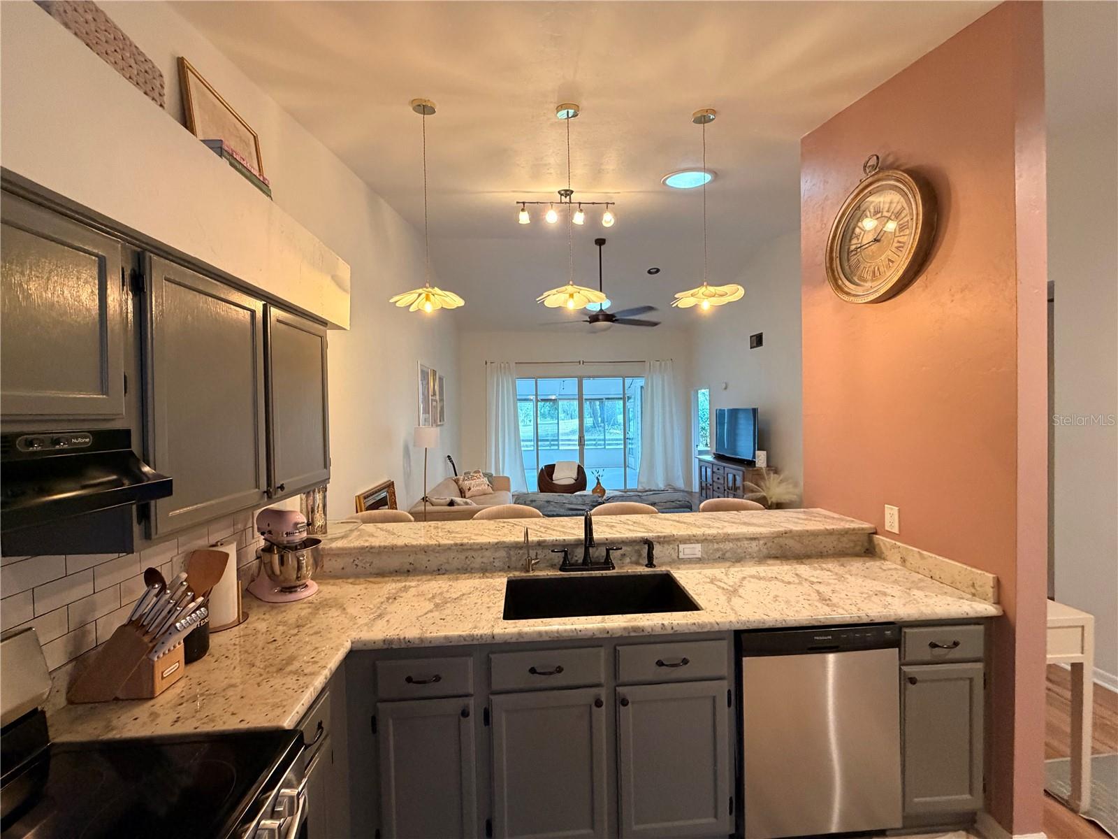 THE VILLAS OF WEST END - Residential