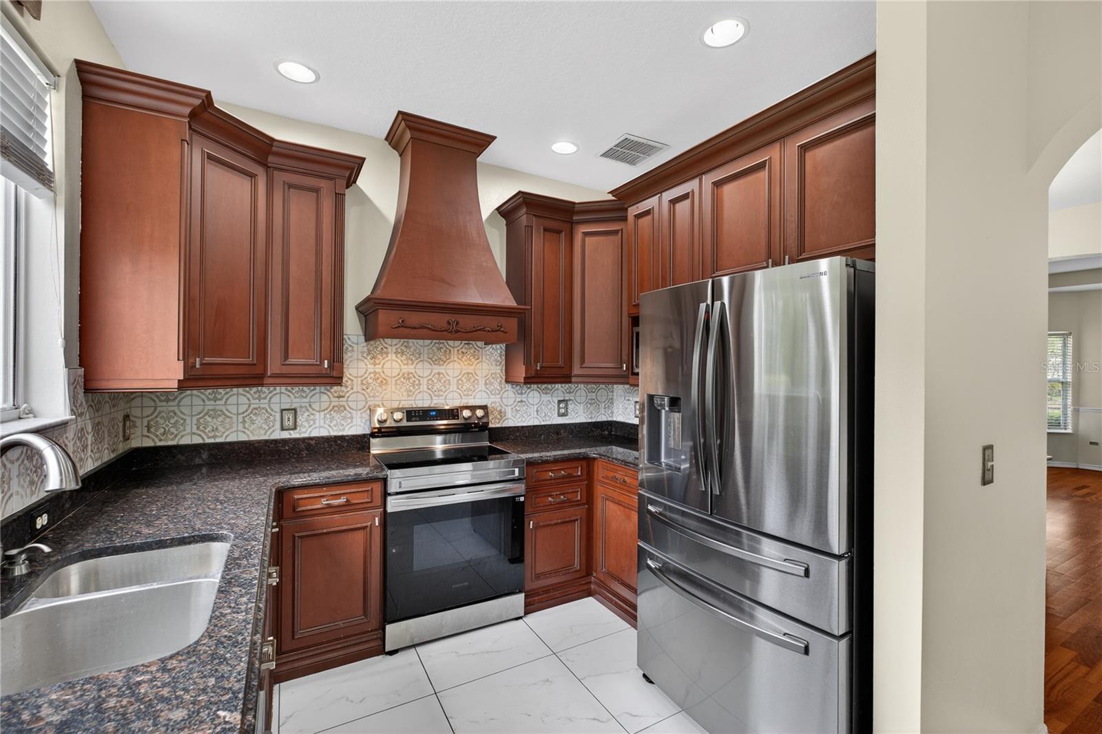 STONEYBROOK - Residential