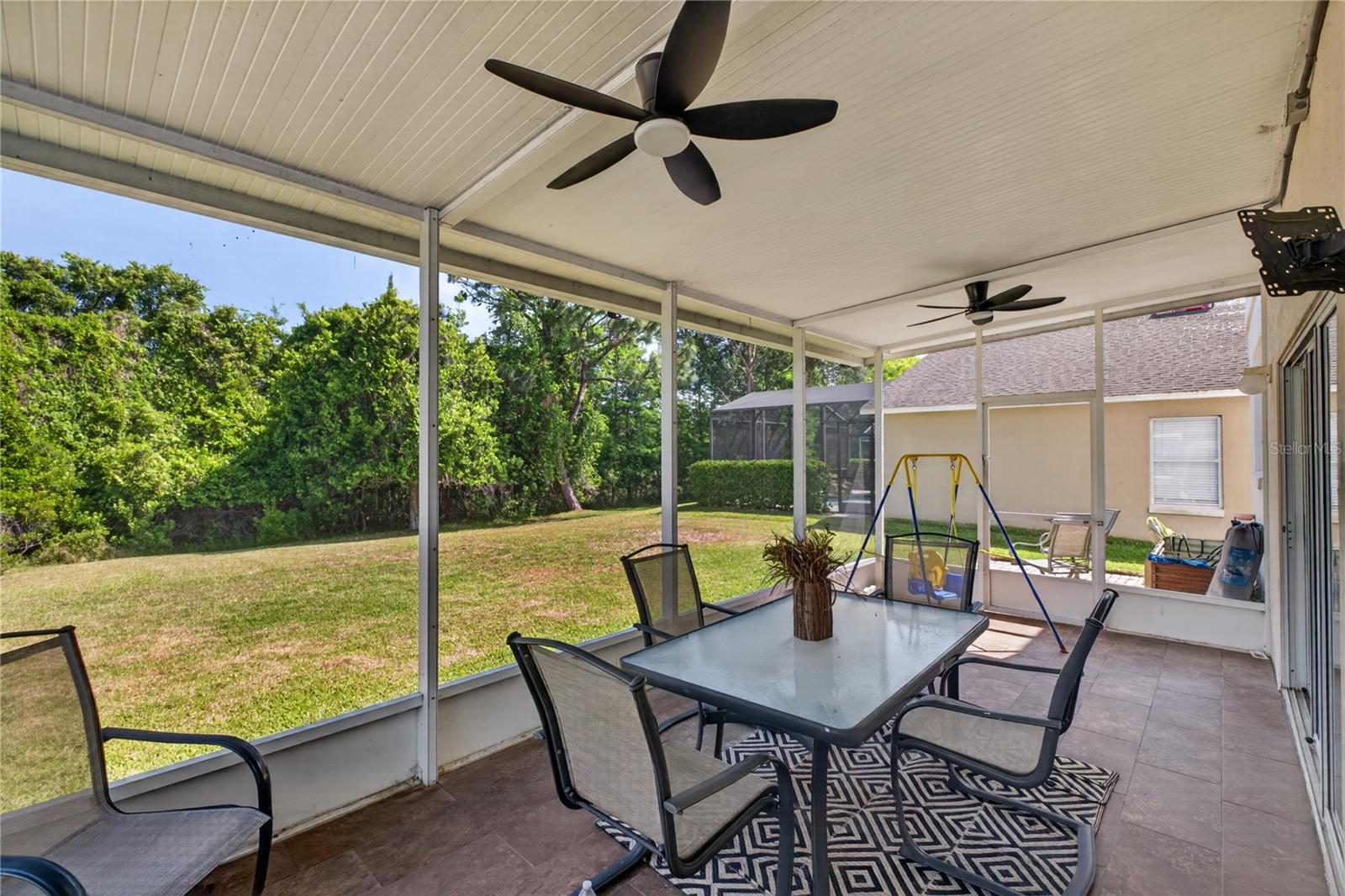 STONEYBROOK - Residential