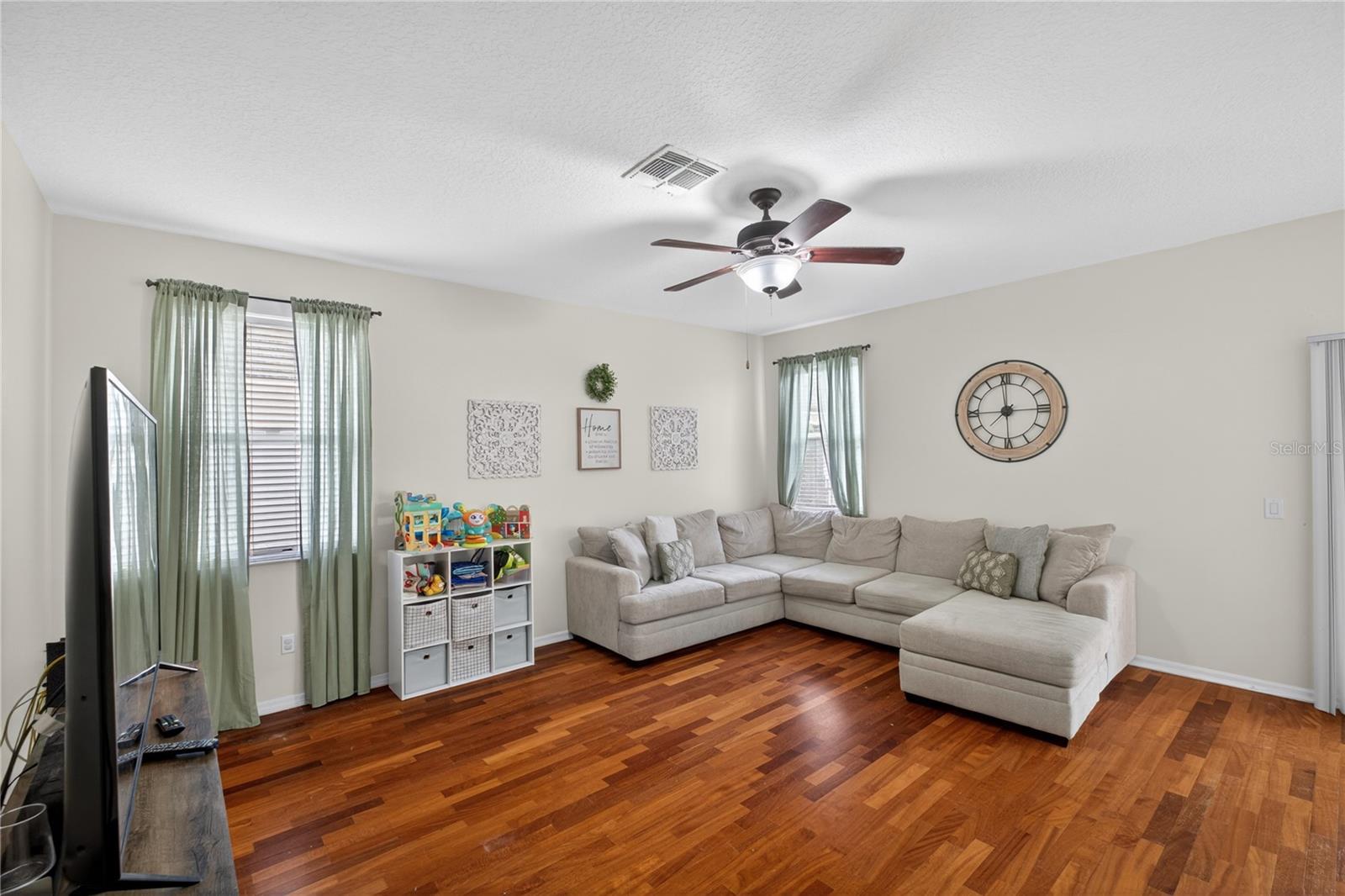 STONEYBROOK - Residential