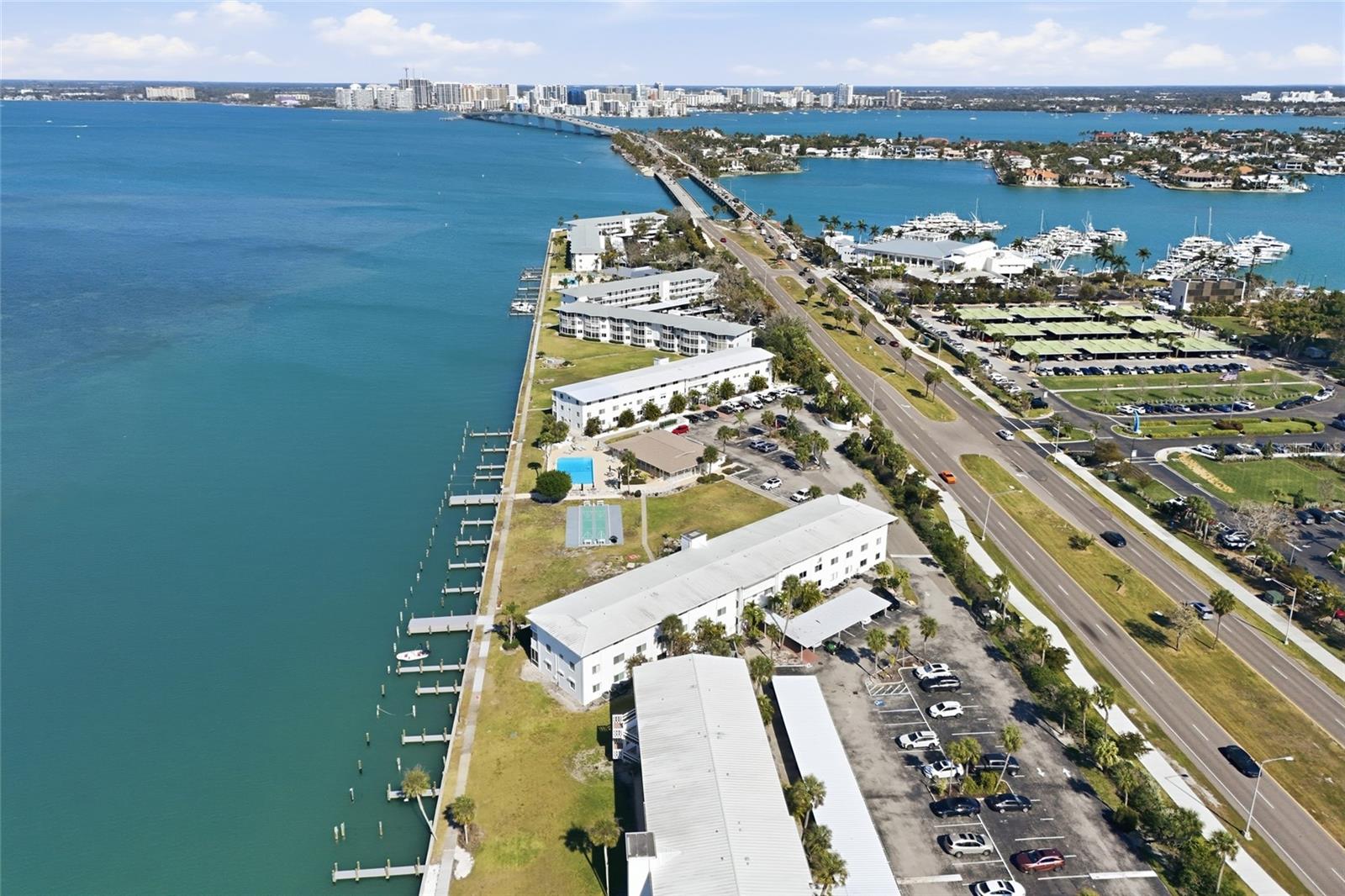 SARASOTA HARBOR - Residential
