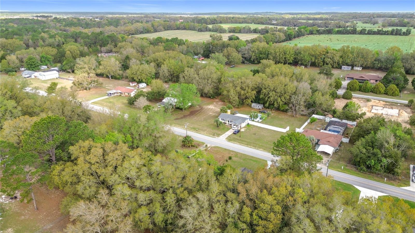 RAINBOW LAKES ESTATE - Residential