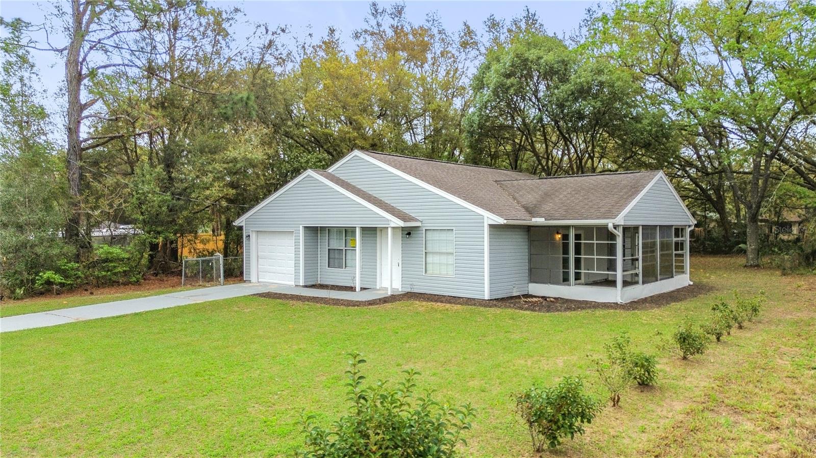 RAINBOW LAKES ESTATE - Residential