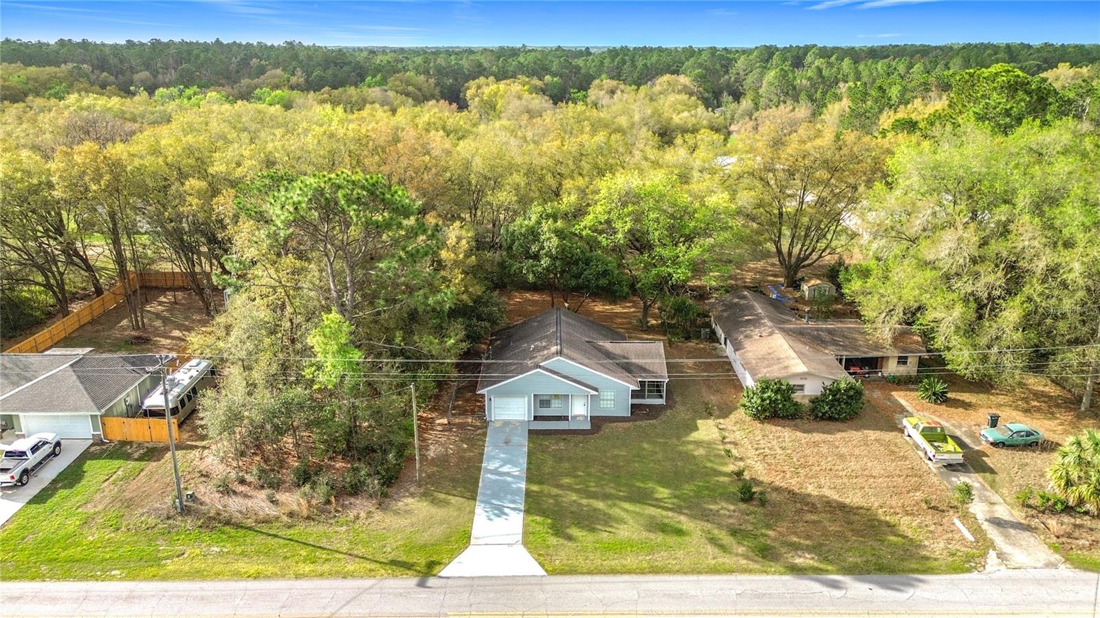 RAINBOW LAKES ESTATE - Residential