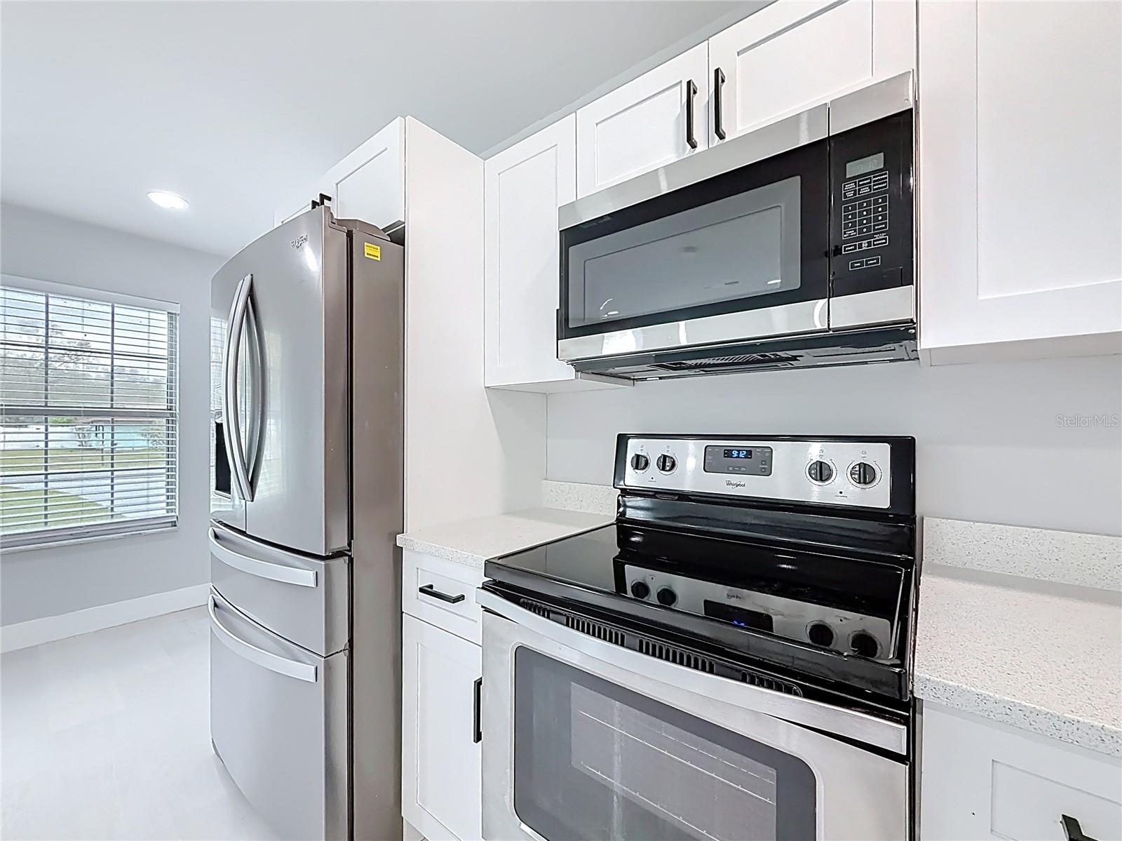 RAINBOW LAKES ESTATE - Residential