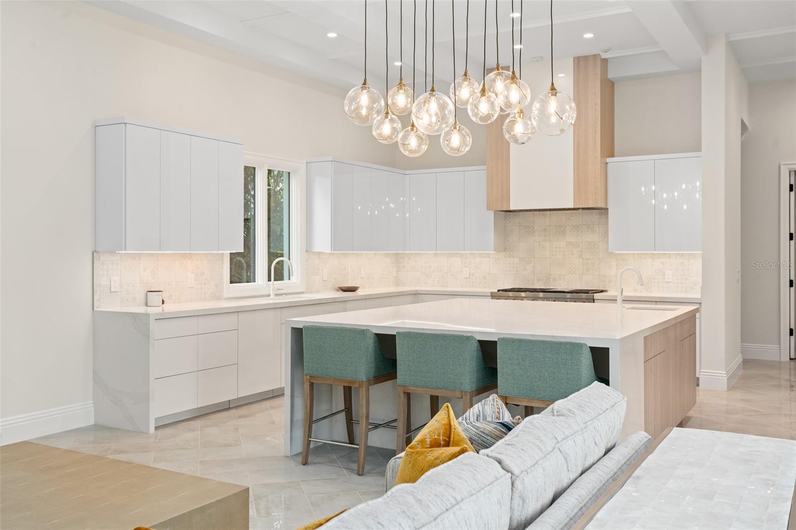 GOLDEN OAK PH 3 - Residential