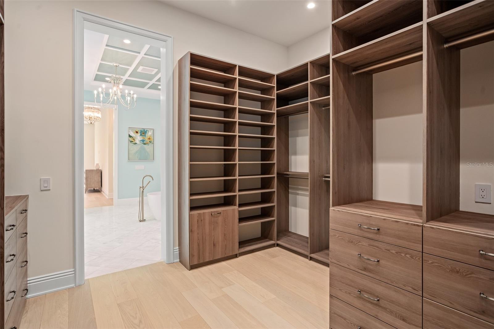 GOLDEN OAK PH 3 - Residential