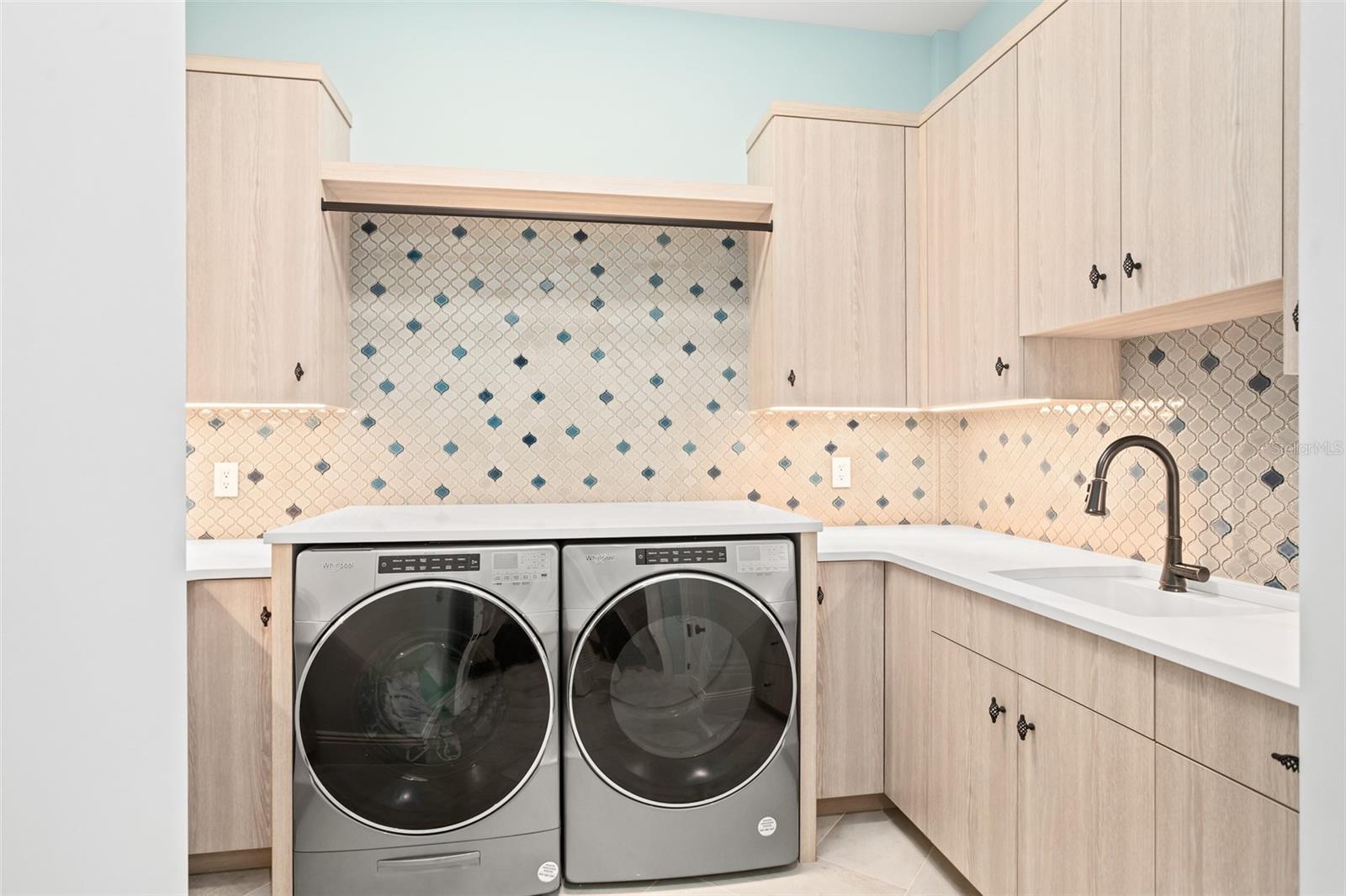 GOLDEN OAK PH 3 - Residential