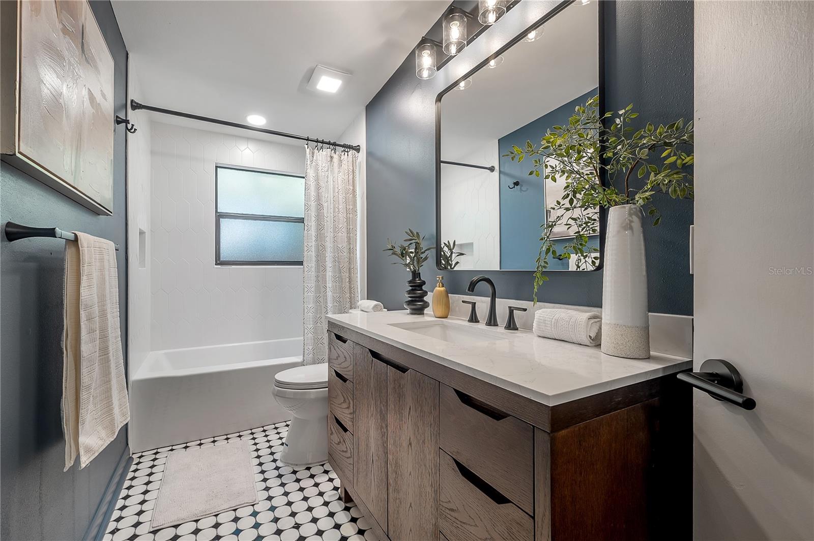 WESTMORELAND PINES - Residential