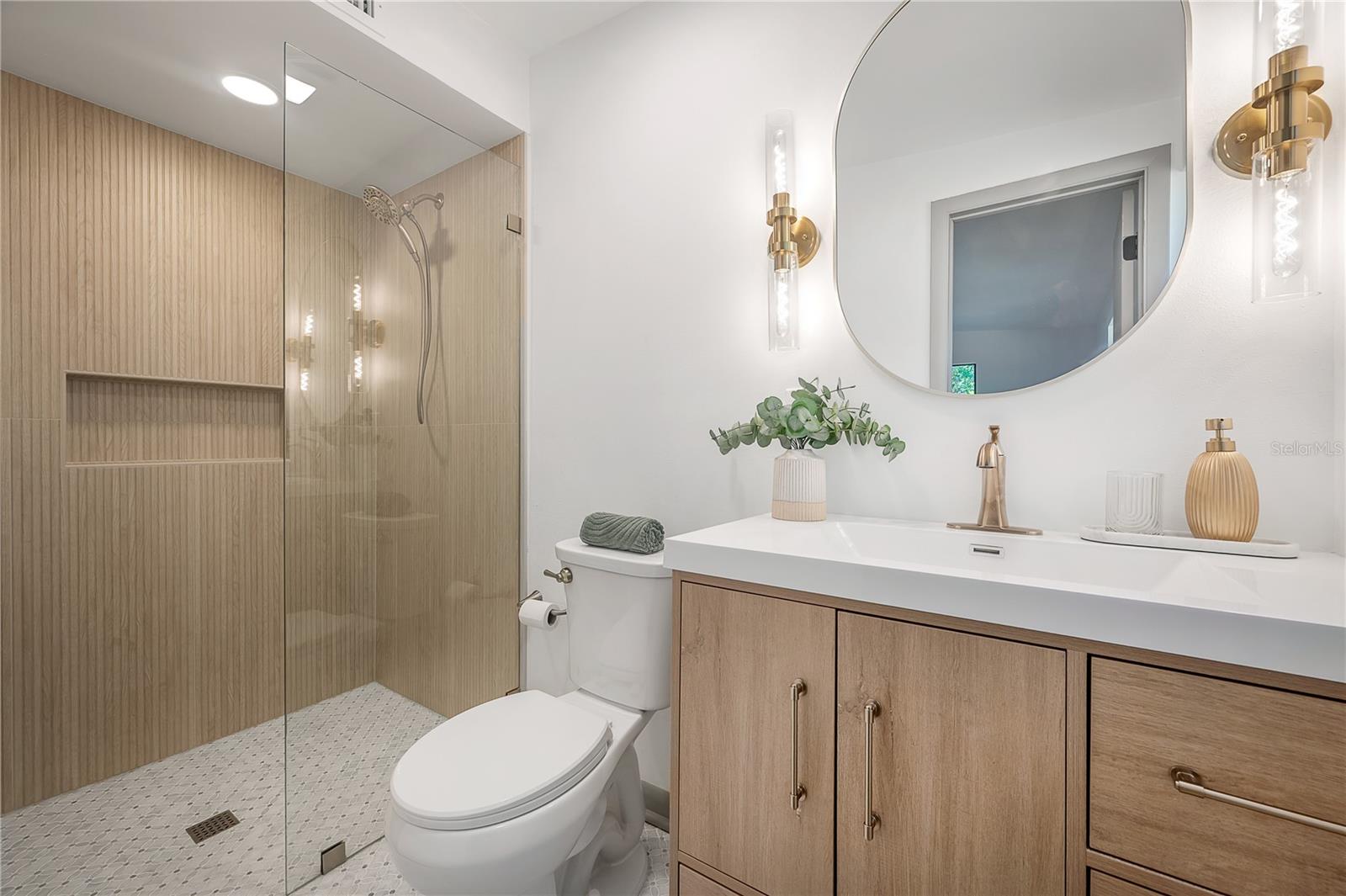 WESTMORELAND PINES - Residential