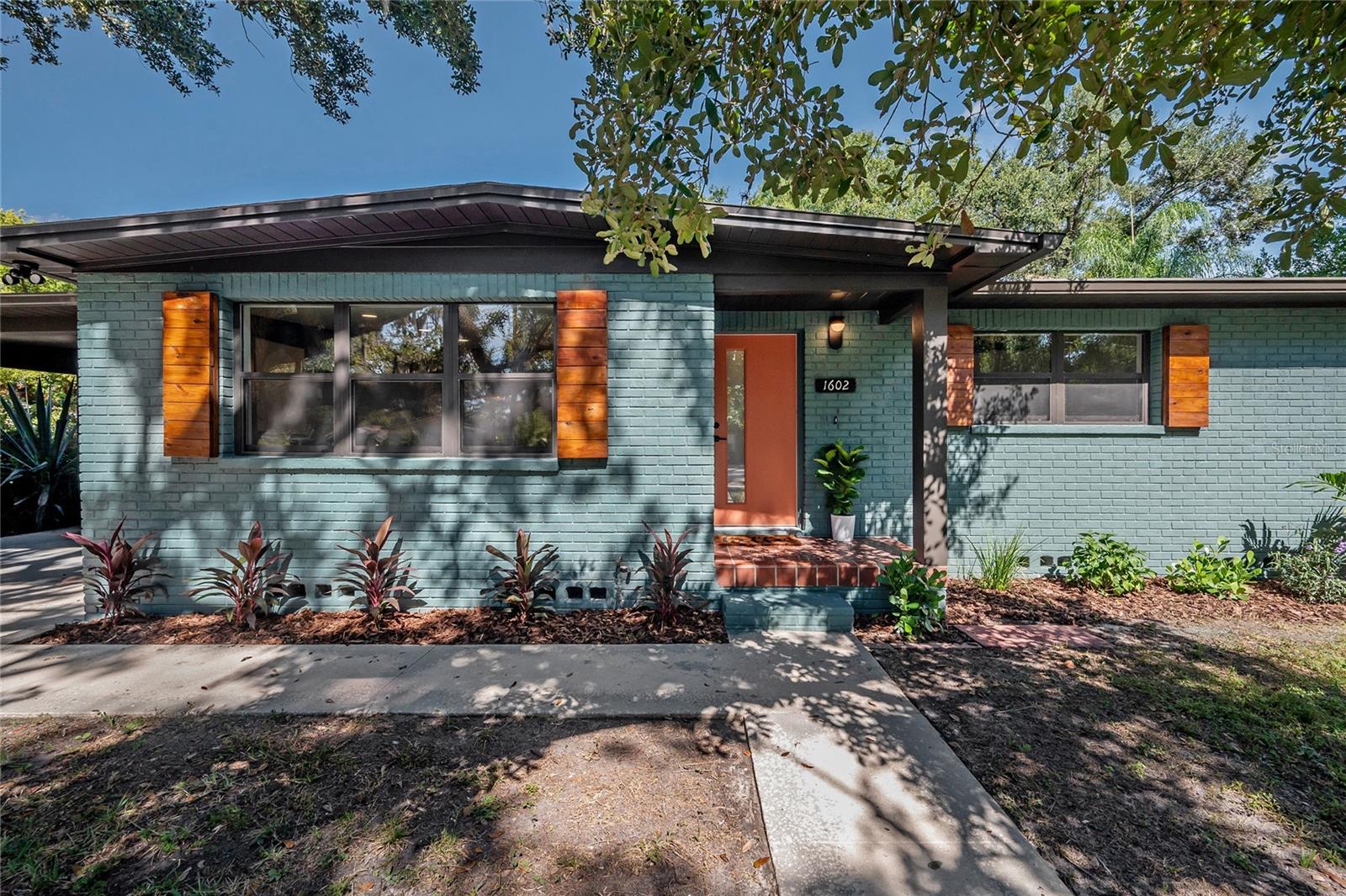 WESTMORELAND PINES - Residential