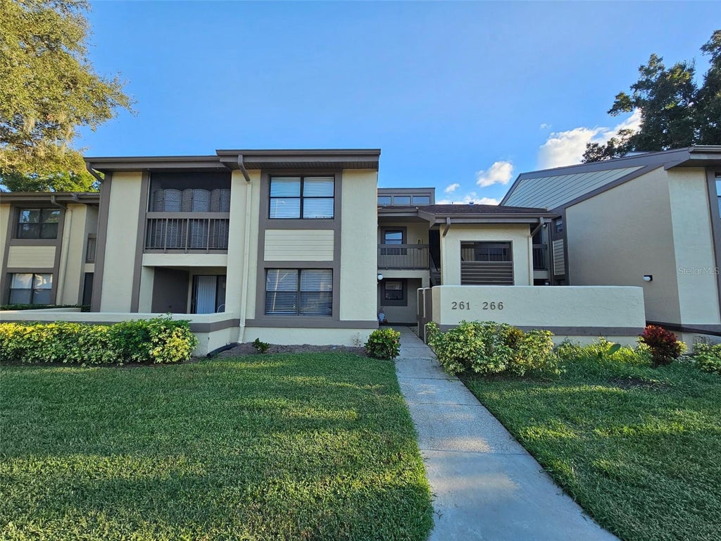Photo of 261 Woodlake Wynde #261, Oldsmar, FL 34677 (MLS # TB8554654)