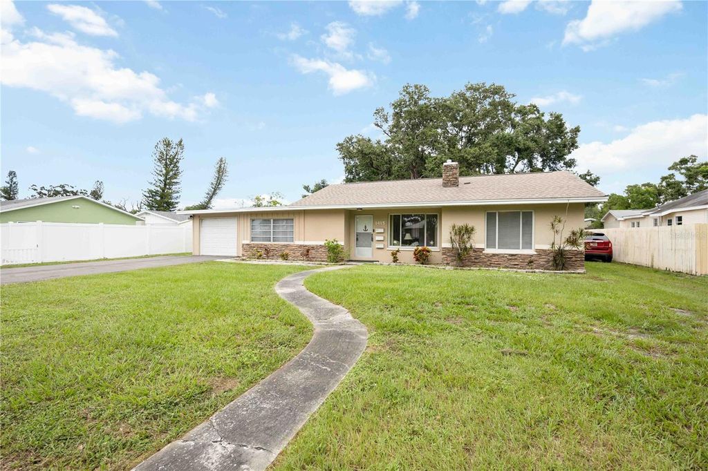 Photo of 1415 26th St W #1, Bradenton, FL 34205 (MLS # A4664790)