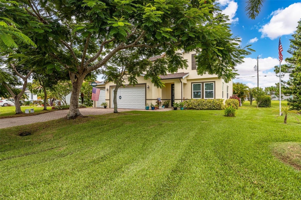 Photo of 16140 Badalona Drive, Punta Gorda, FL 33955 (MLS # A4705318)