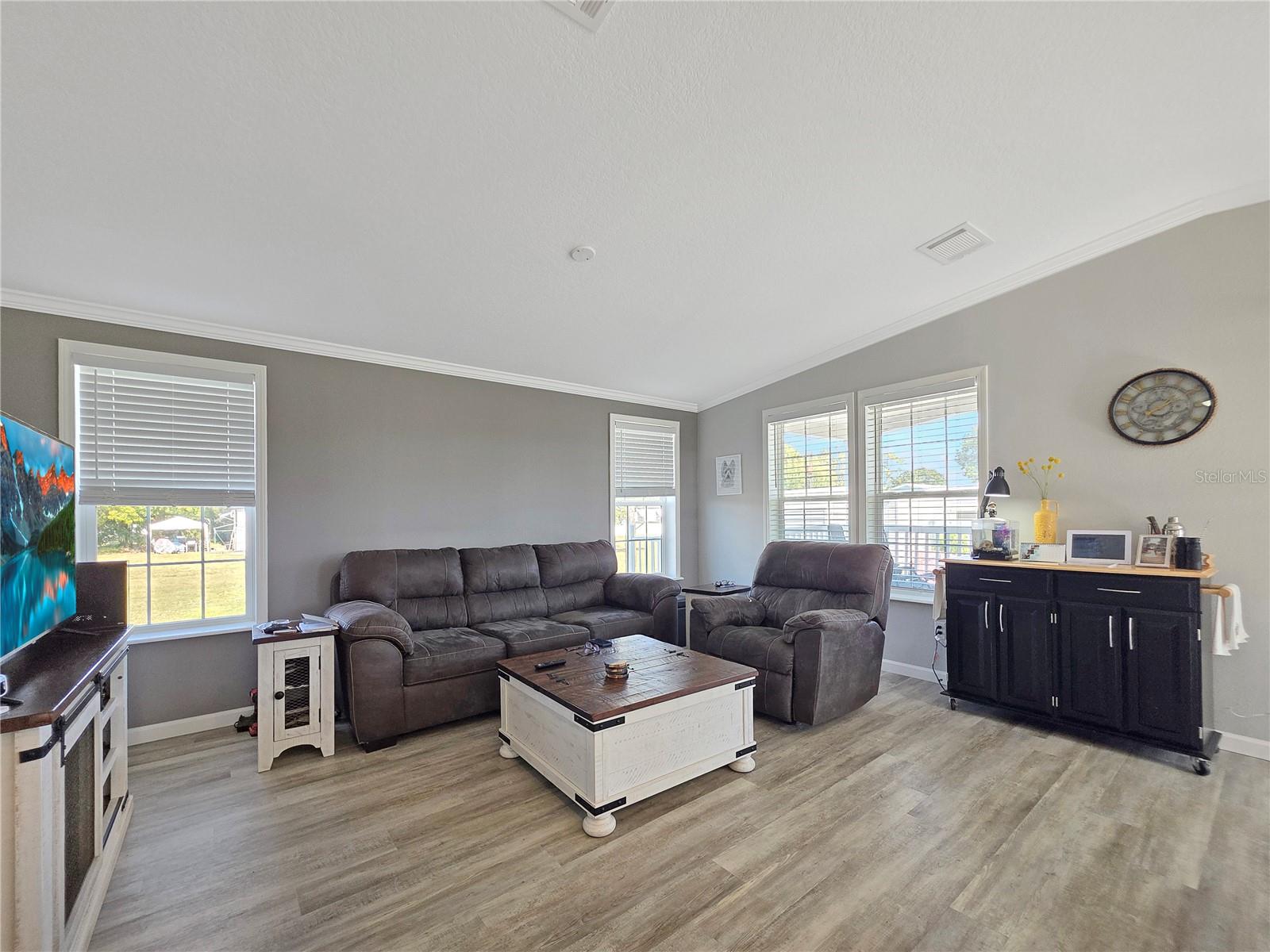 LAKEWOOD - Residential