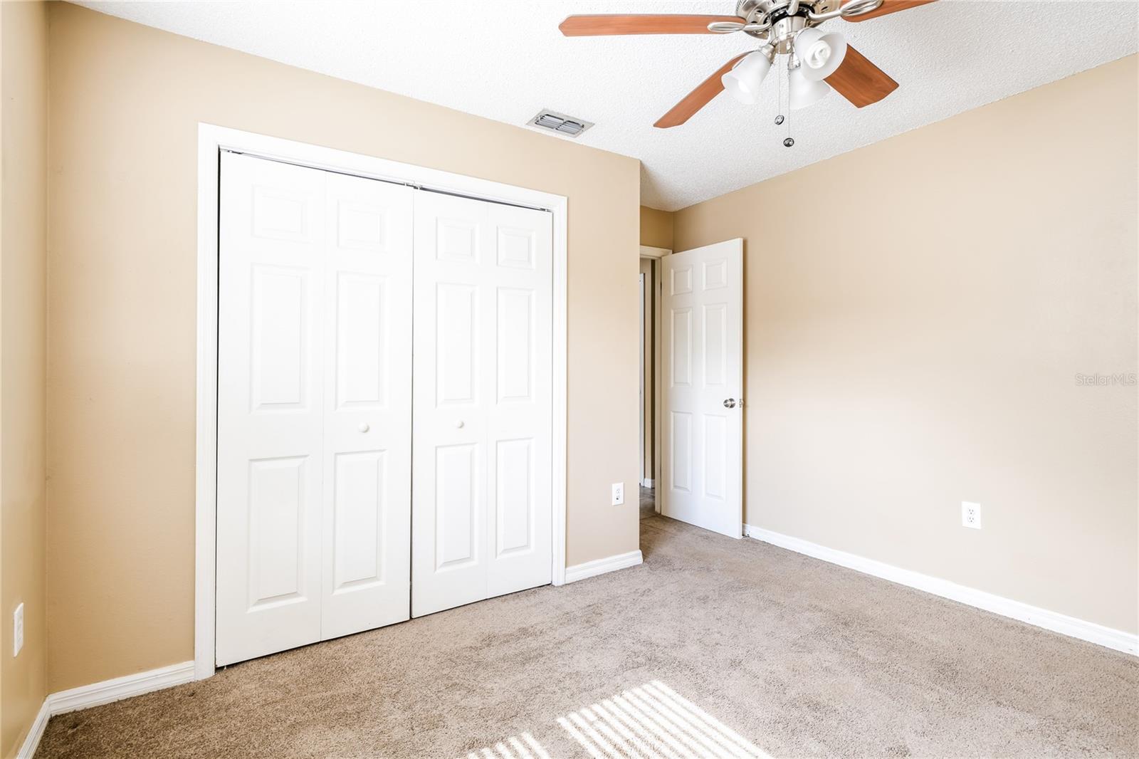 SPRING HILL UNIT 22 - Residential Lease