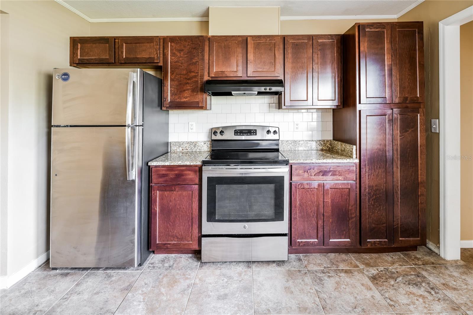 SPRING HILL UNIT 22 - Residential Lease