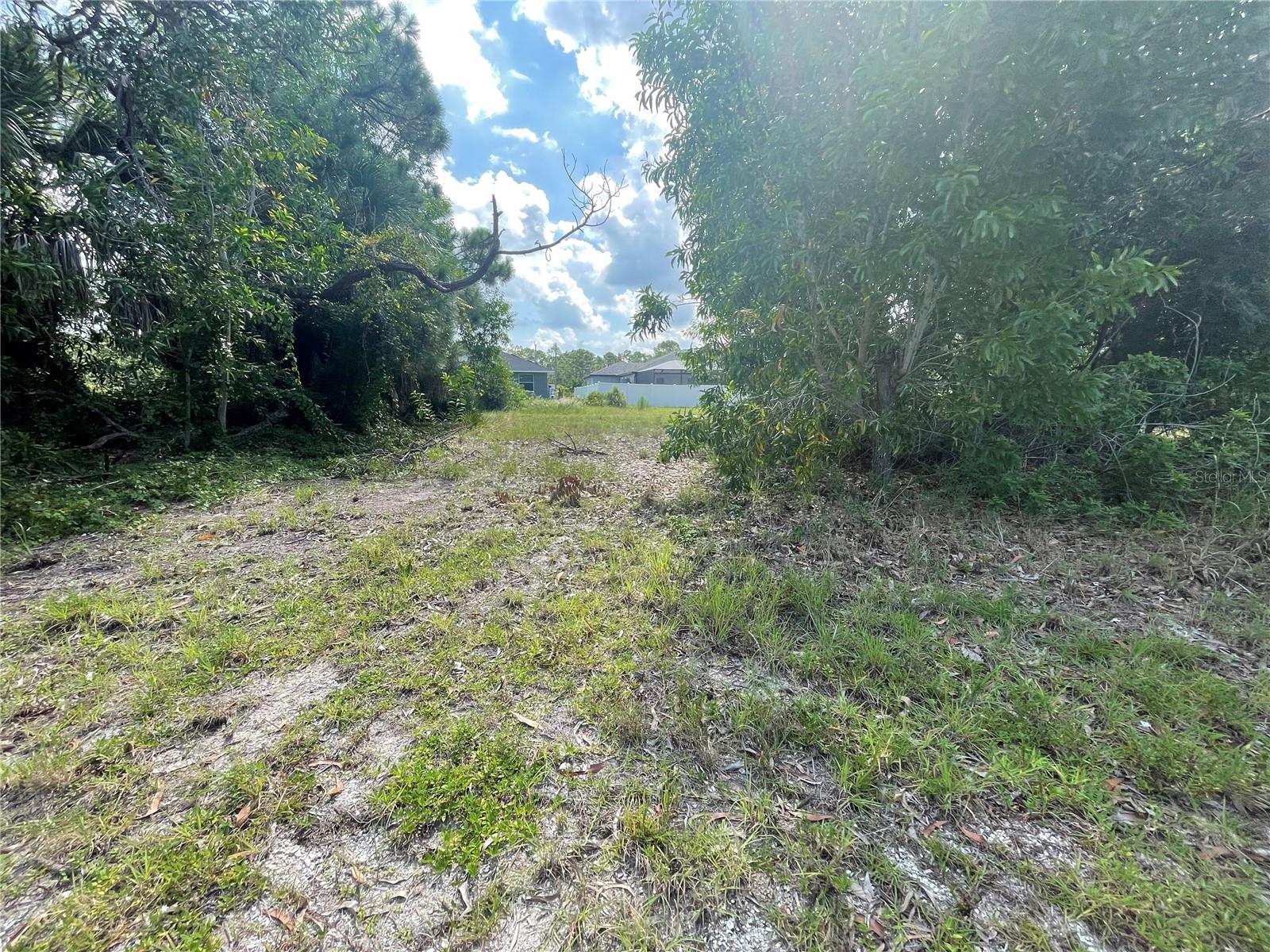 CAPE CORAL - Land