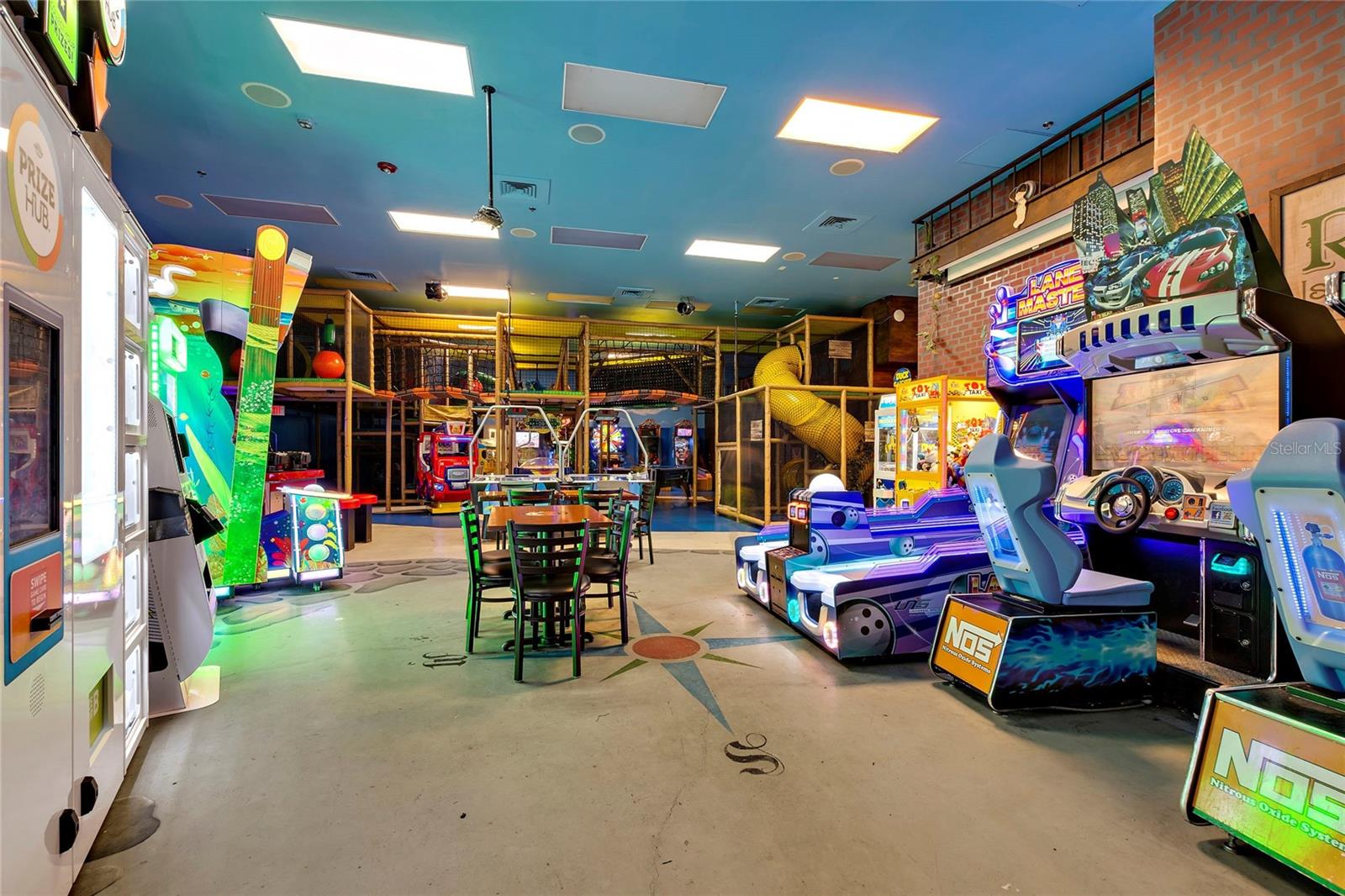 REGAL PALMS AT HIGHLAND RESERVE PH 03 - Residential