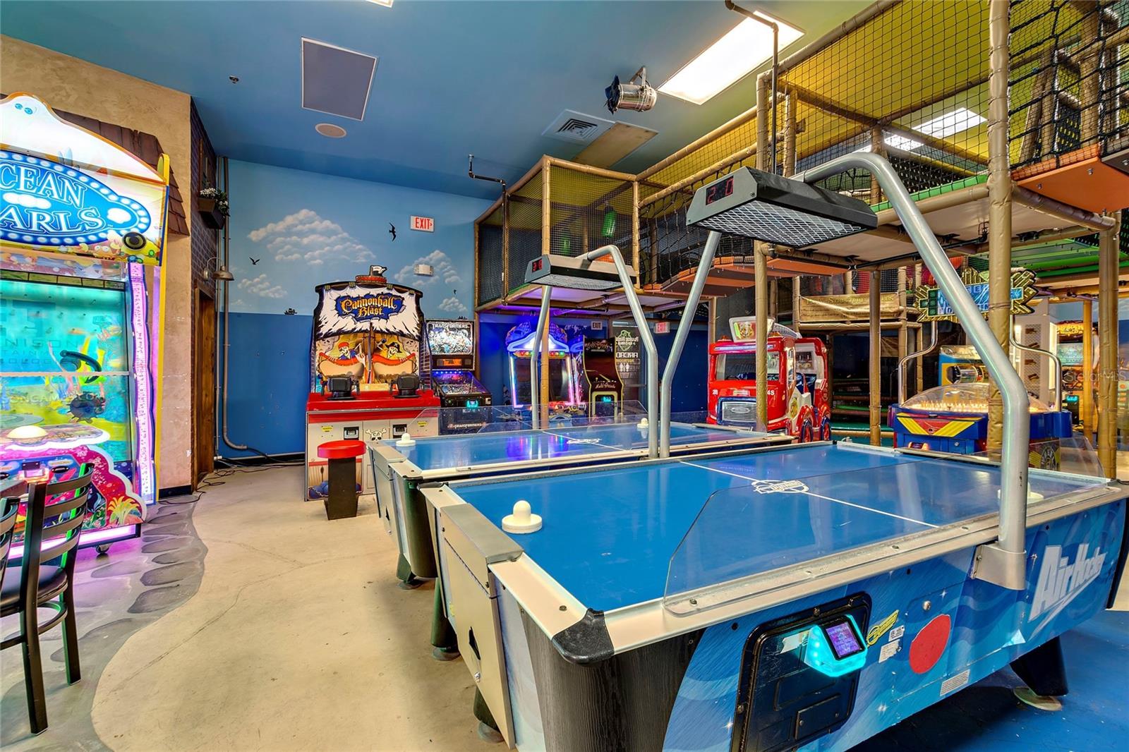 REGAL PALMS AT HIGHLAND RESERVE PH 03 - Residential