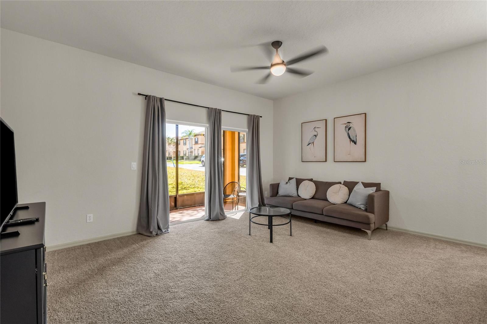 REGAL PALMS AT HIGHLAND RESERVE PH 03 - Residential