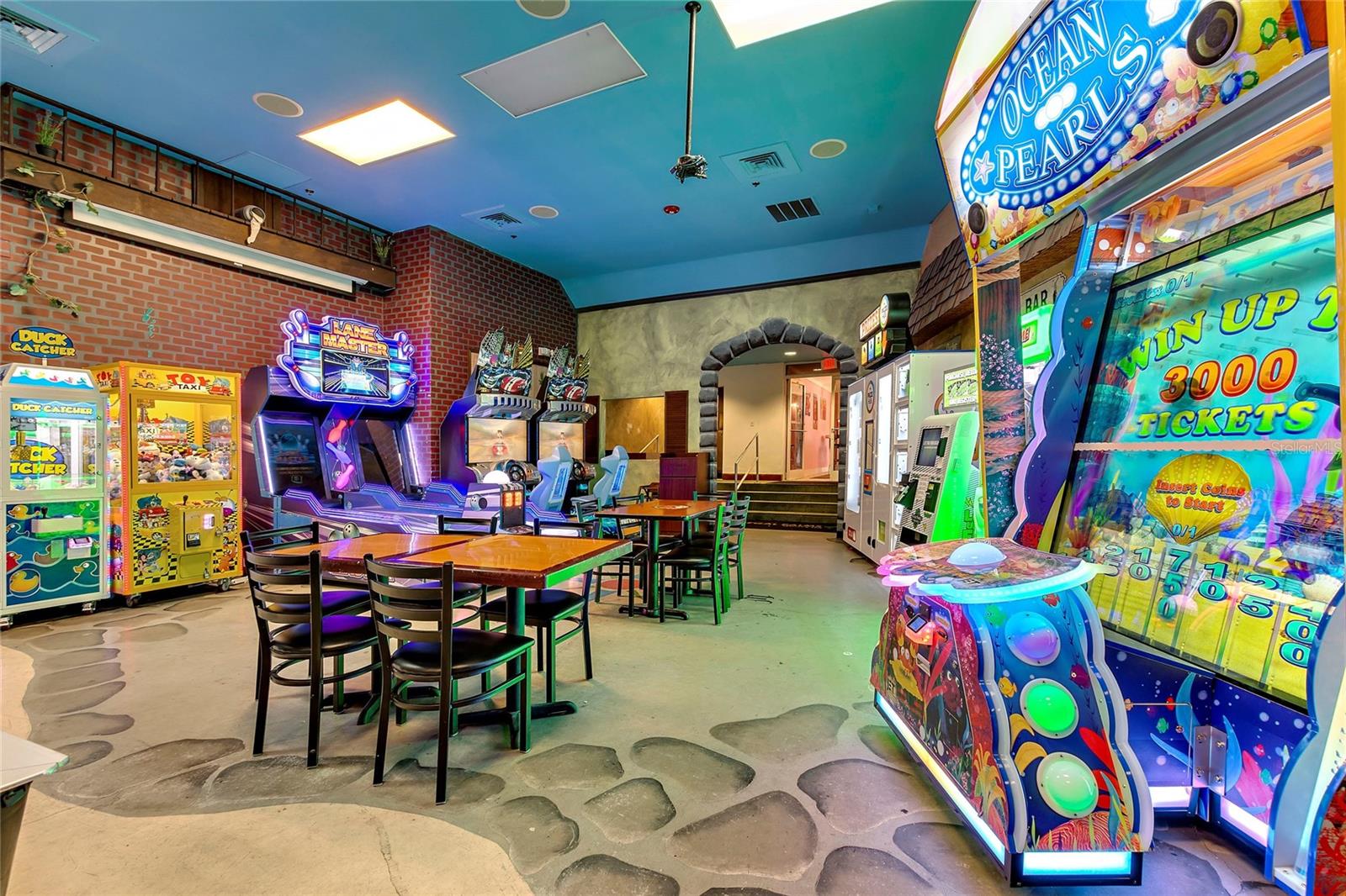 REGAL PALMS AT HIGHLAND RESERVE PH 03 - Residential