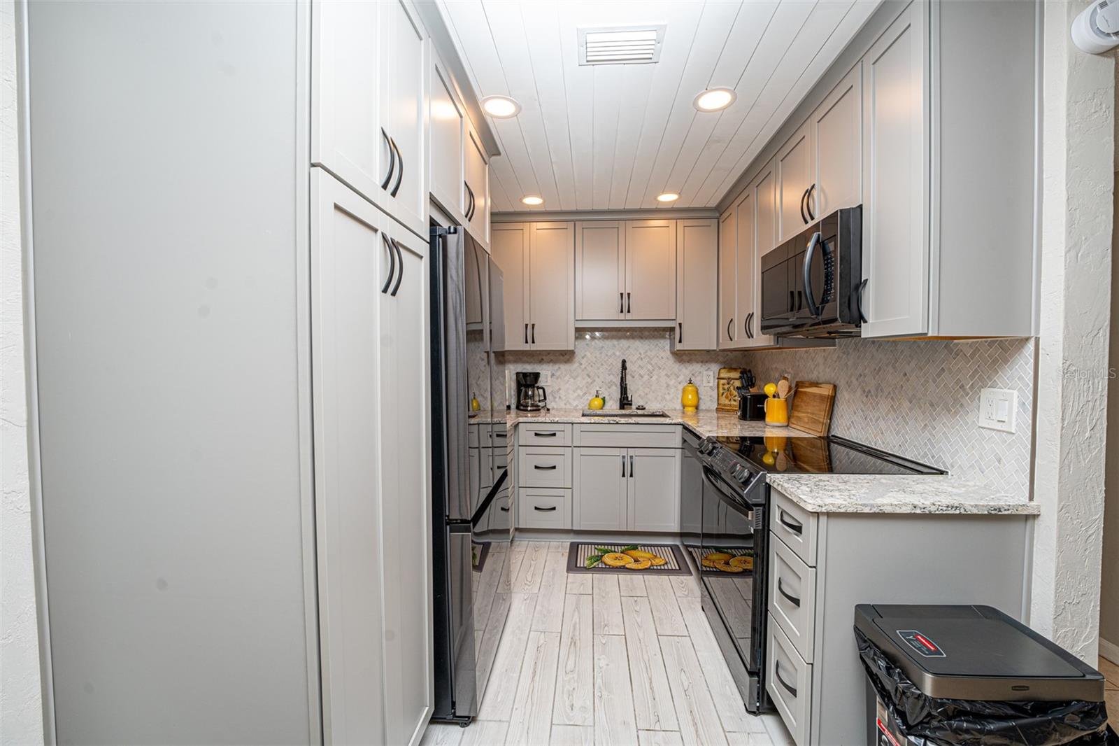 3800 SAXON DRIVE 150