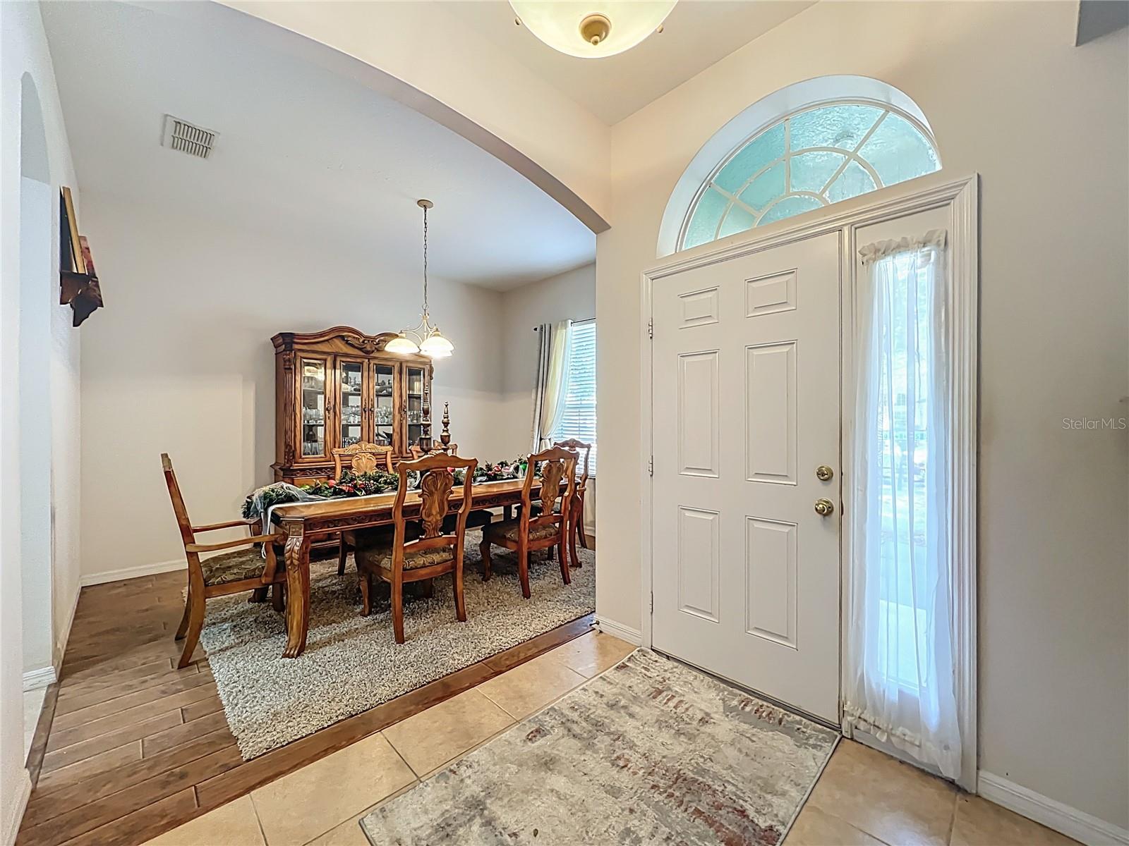 3361 ROLLING HILLS LANE