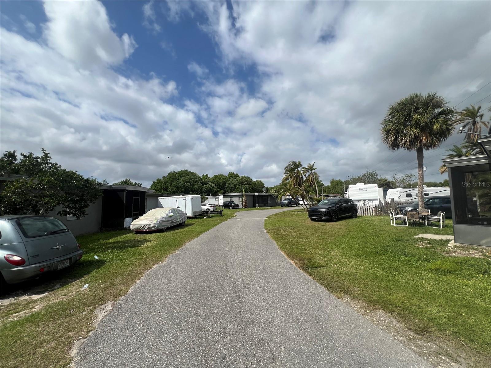 LAKE JOHNS MOTEL APTS. & TR. PK - Residential Income