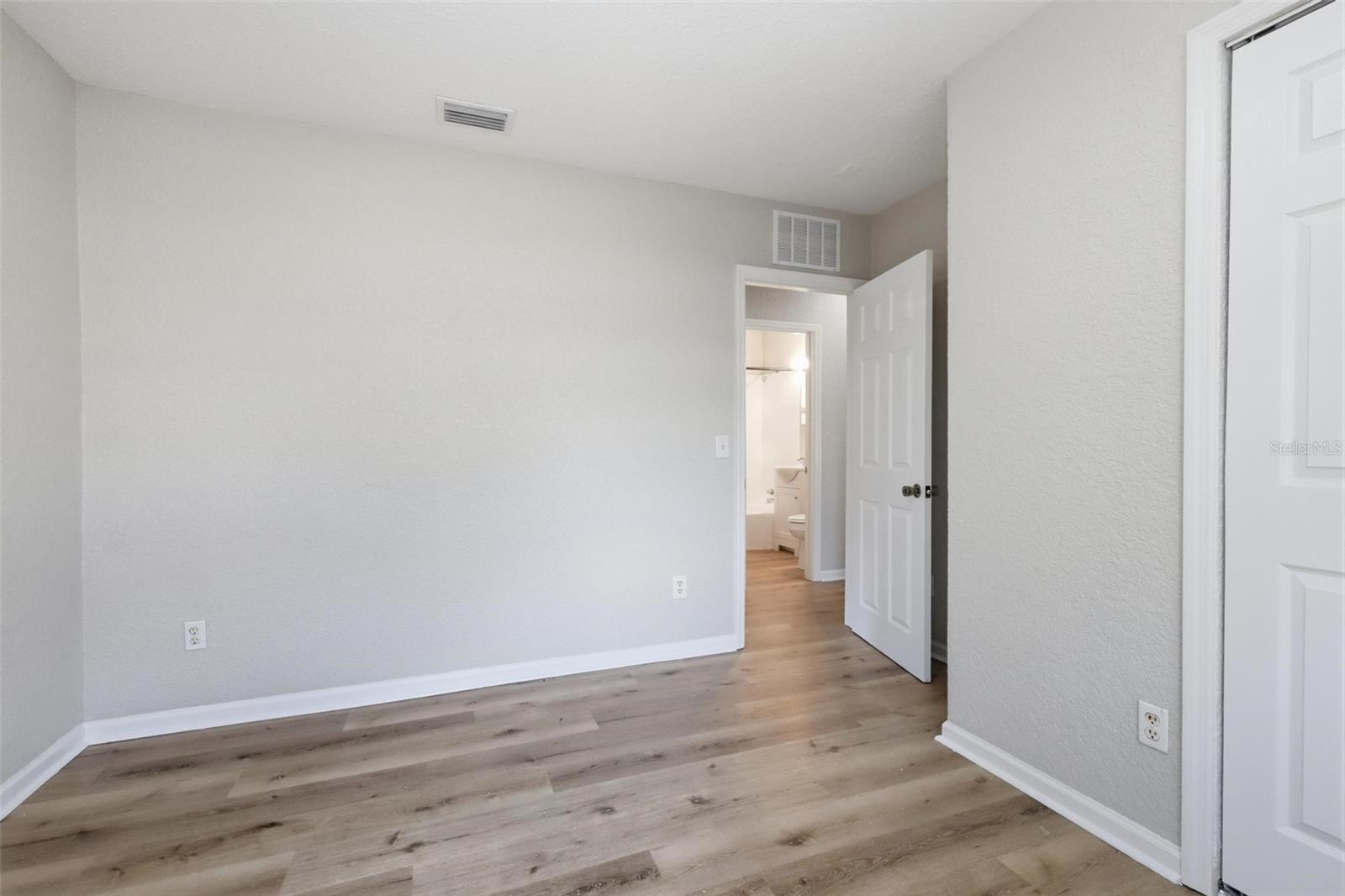 KITCHENS BLK 197 DELAND - Residential