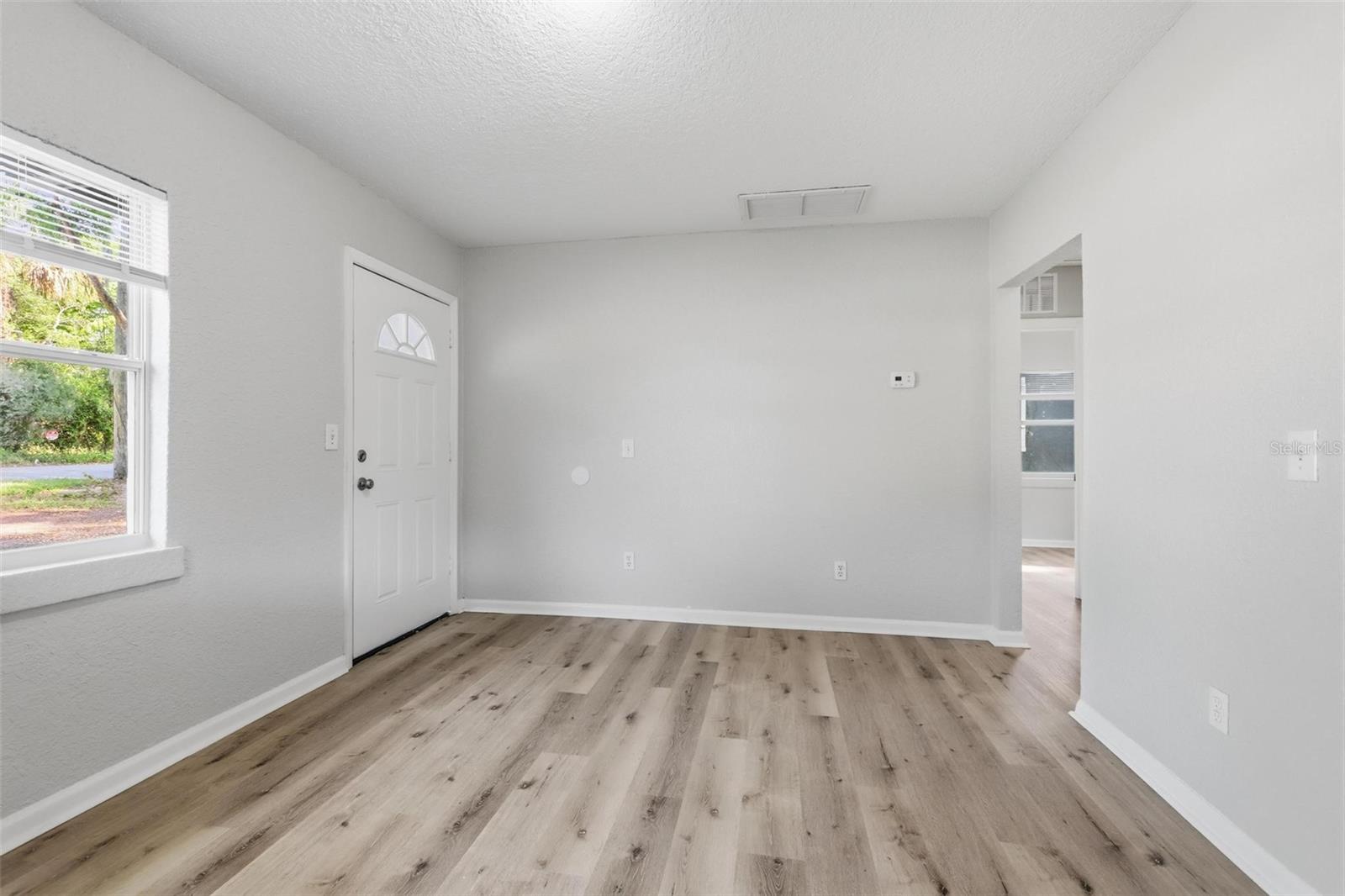 KITCHENS BLK 197 DELAND - Residential