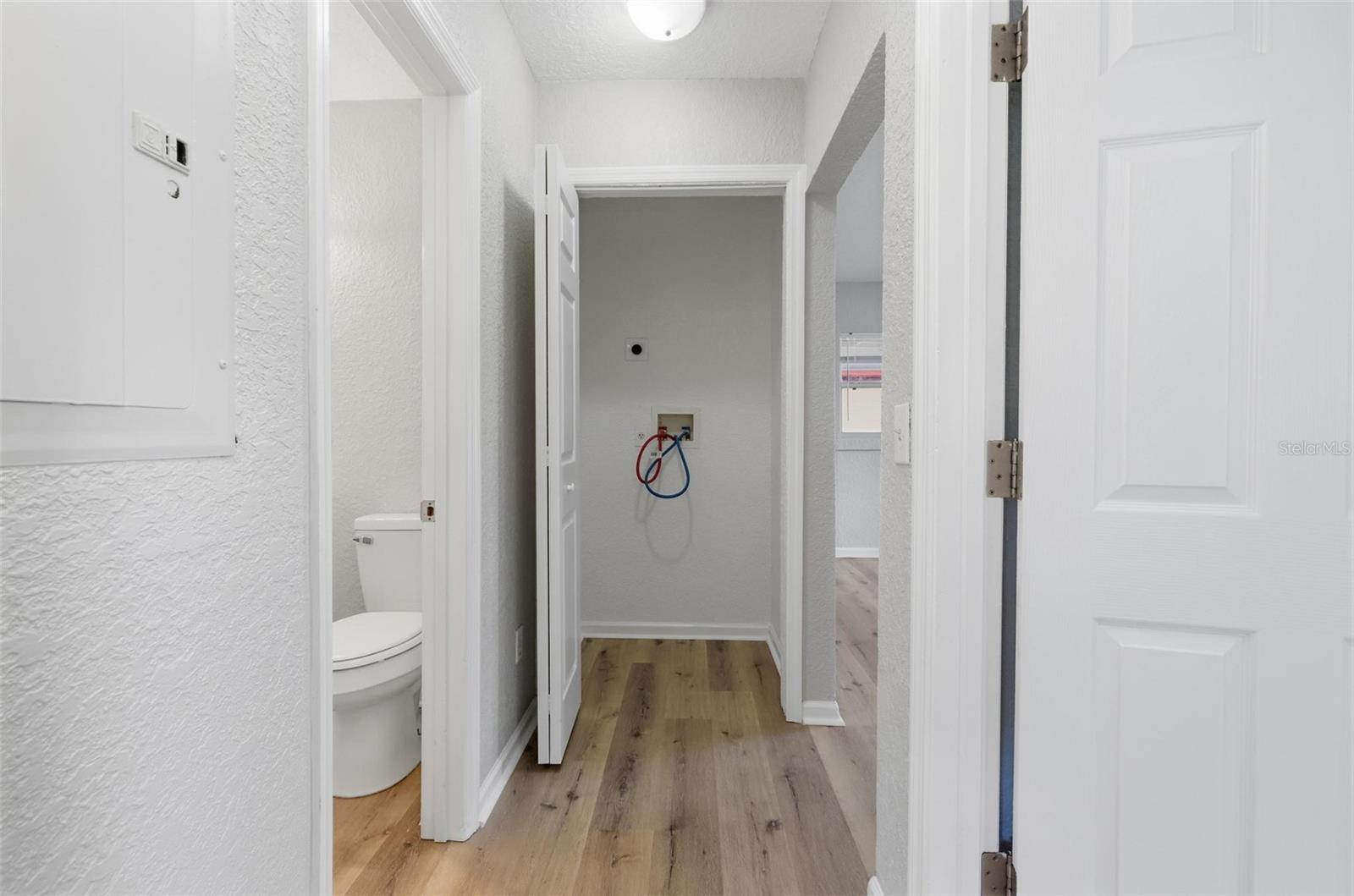 KITCHENS BLK 197 DELAND - Residential