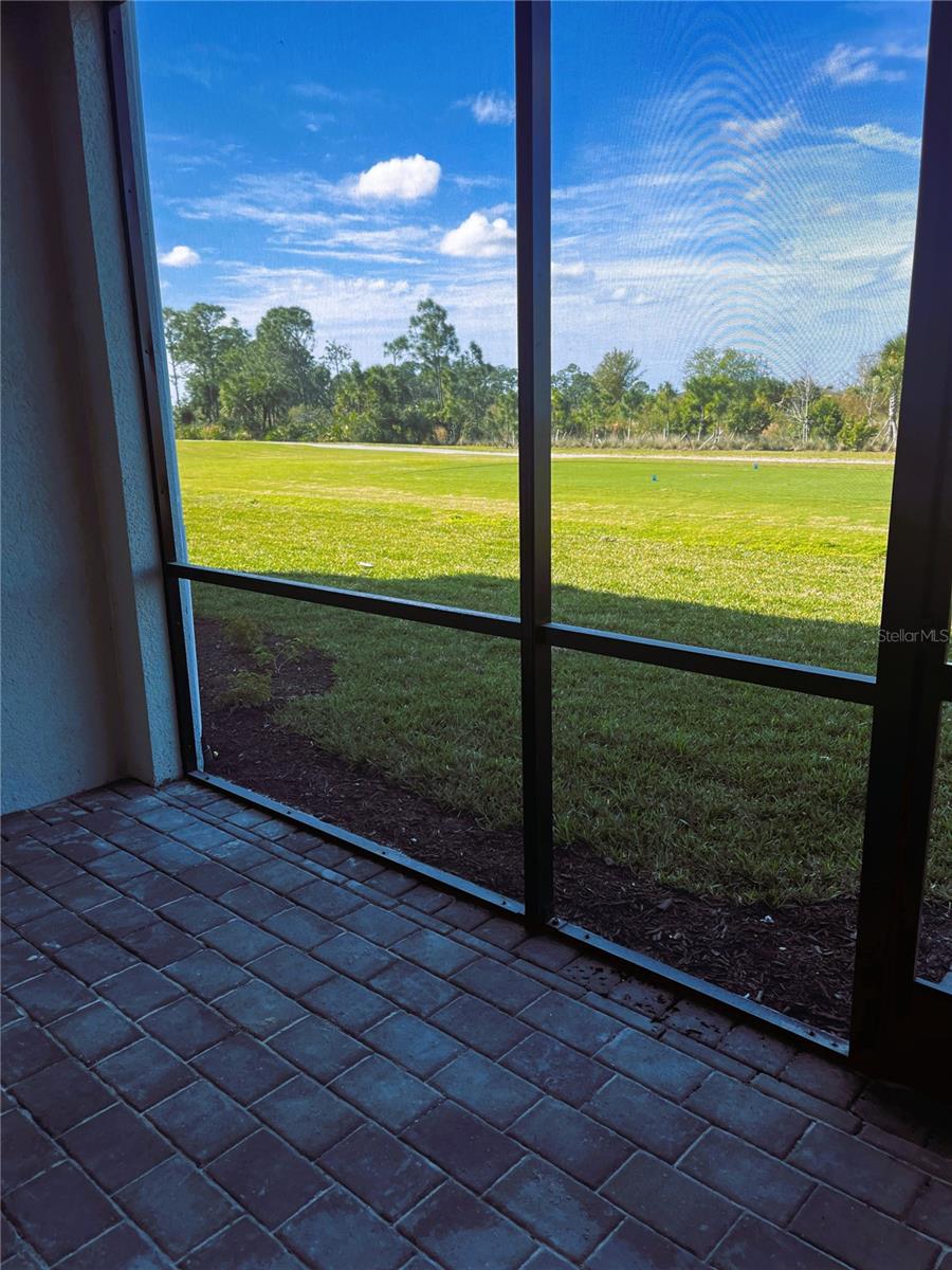 WELLEN GOLF & COUNTRY CLUB - Residential Lease