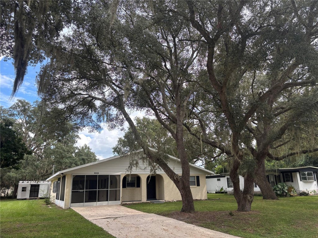 Photo of 1851 SE 176th Avenue, Silver Springs, FL 34488 (MLS # OM734712)