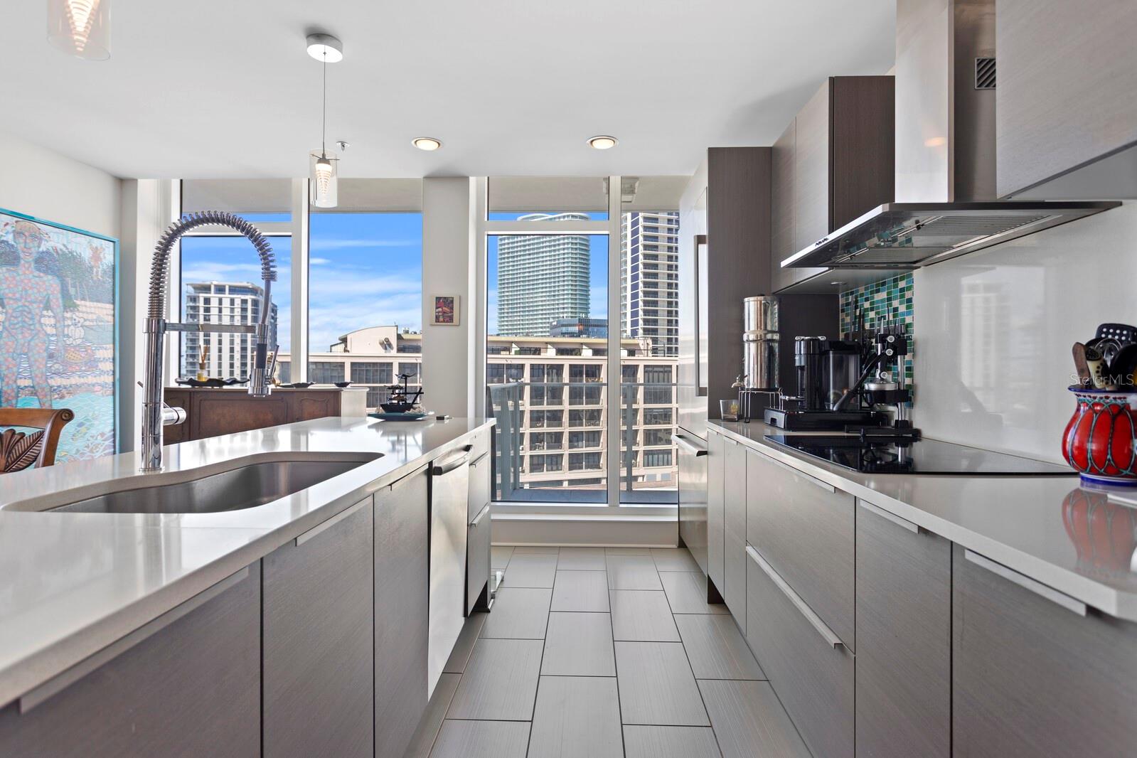 SIGNATURE PLACE CONDO - Residential Lease