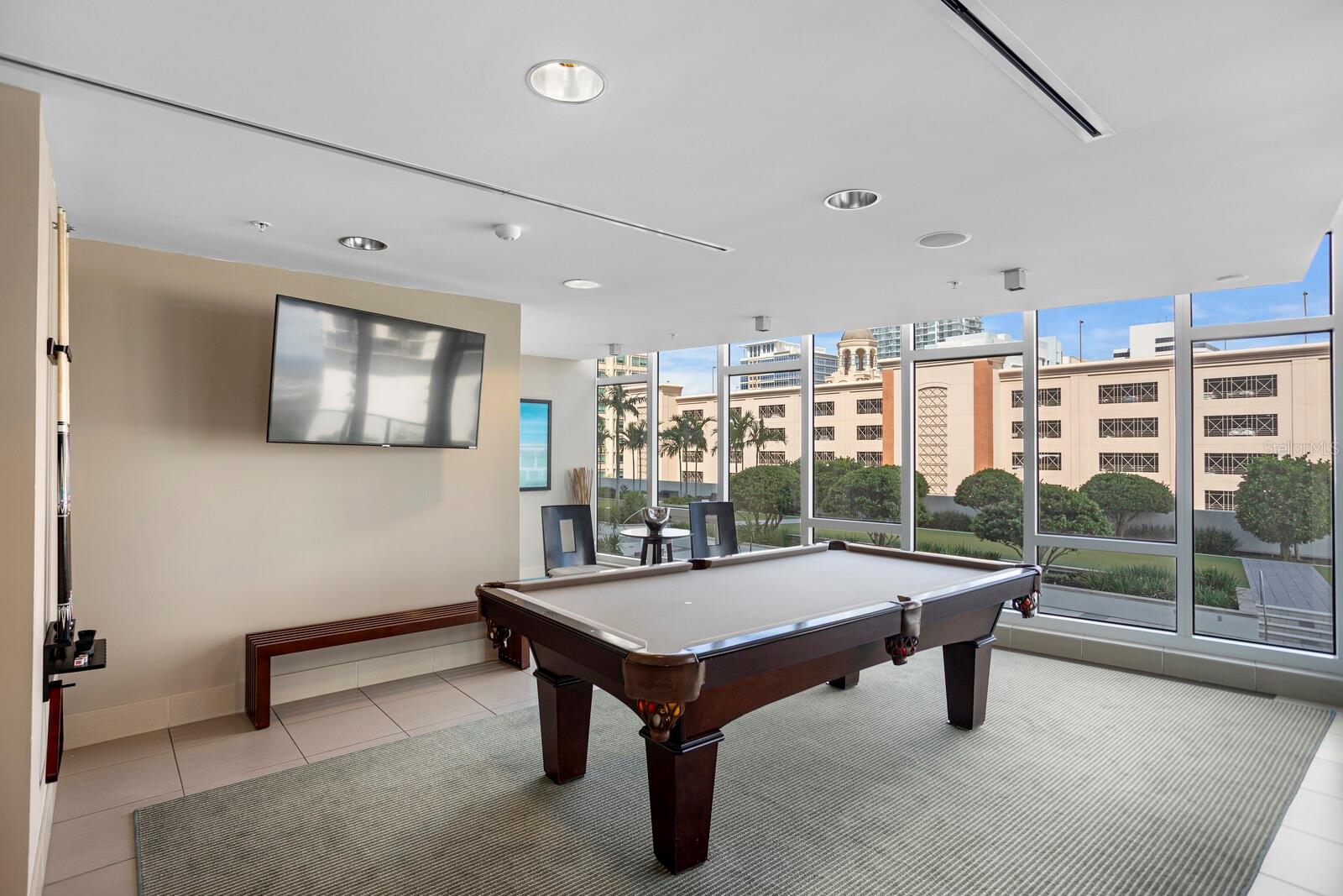 SIGNATURE PLACE CONDO - Residential Lease