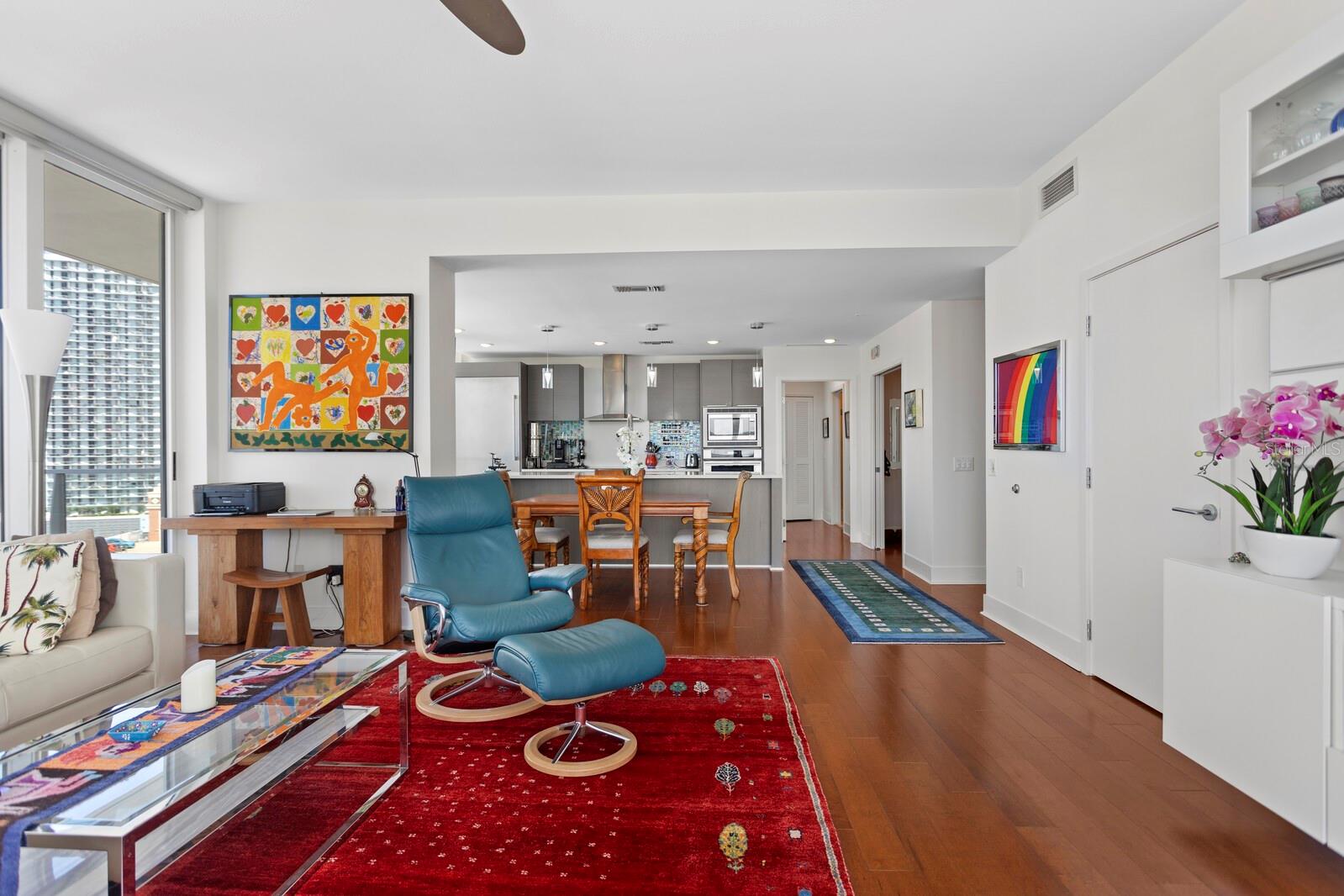 SIGNATURE PLACE CONDO - Residential Lease