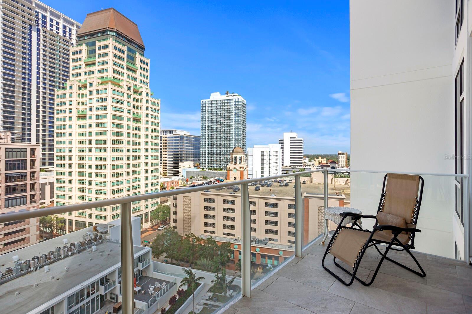 SIGNATURE PLACE CONDO - Residential Lease