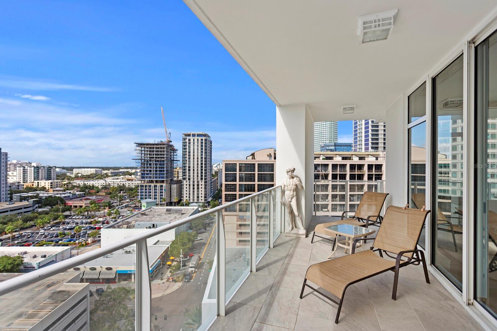 SIGNATURE PLACE CONDO - Residential Lease