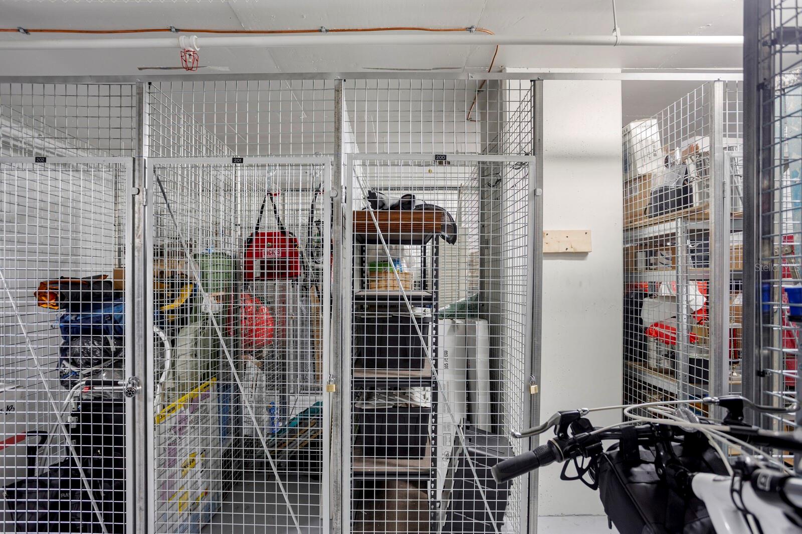 SIGNATURE PLACE CONDO - Residential Lease