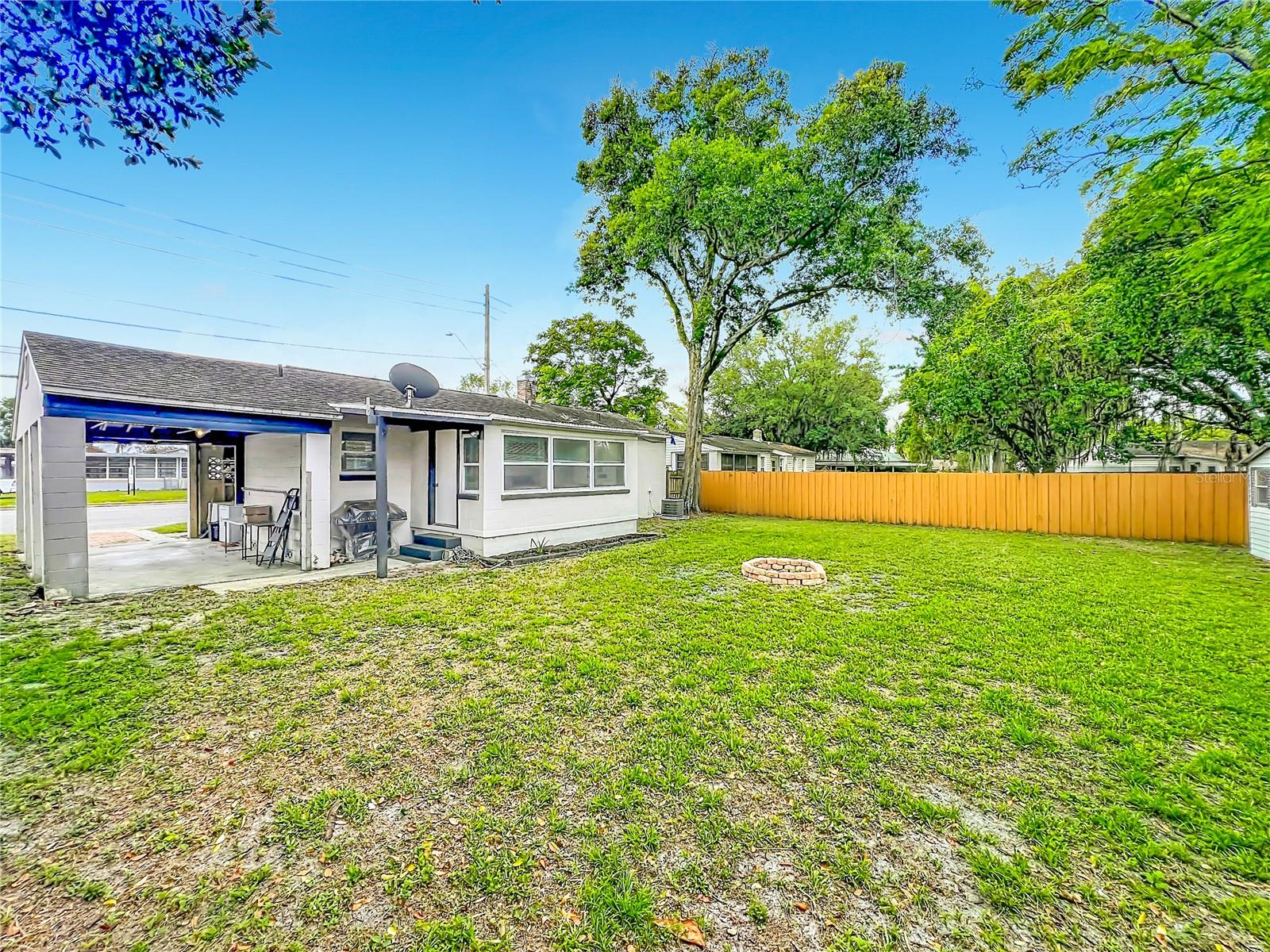 CRESTWOOD ESTATES - Residential