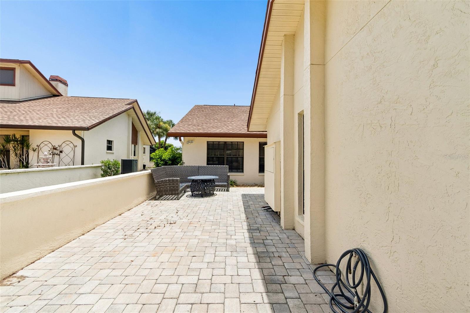 6019 COURTSIDE DRIVE