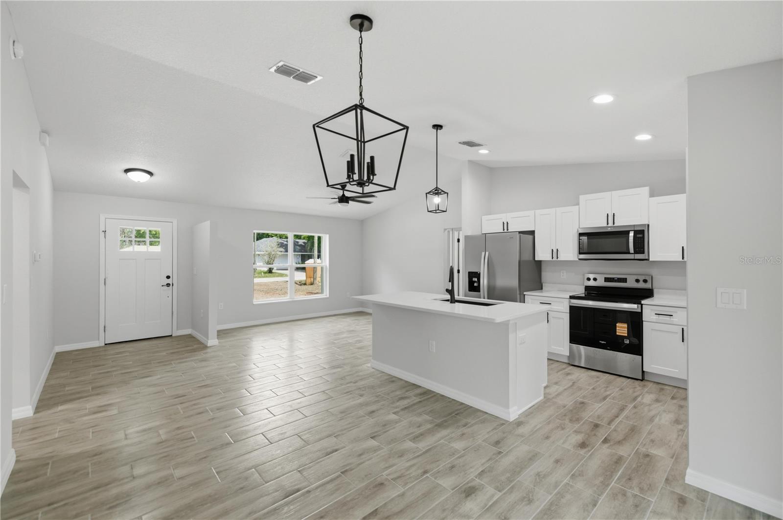 OCALA PARK ESTATES - Residential