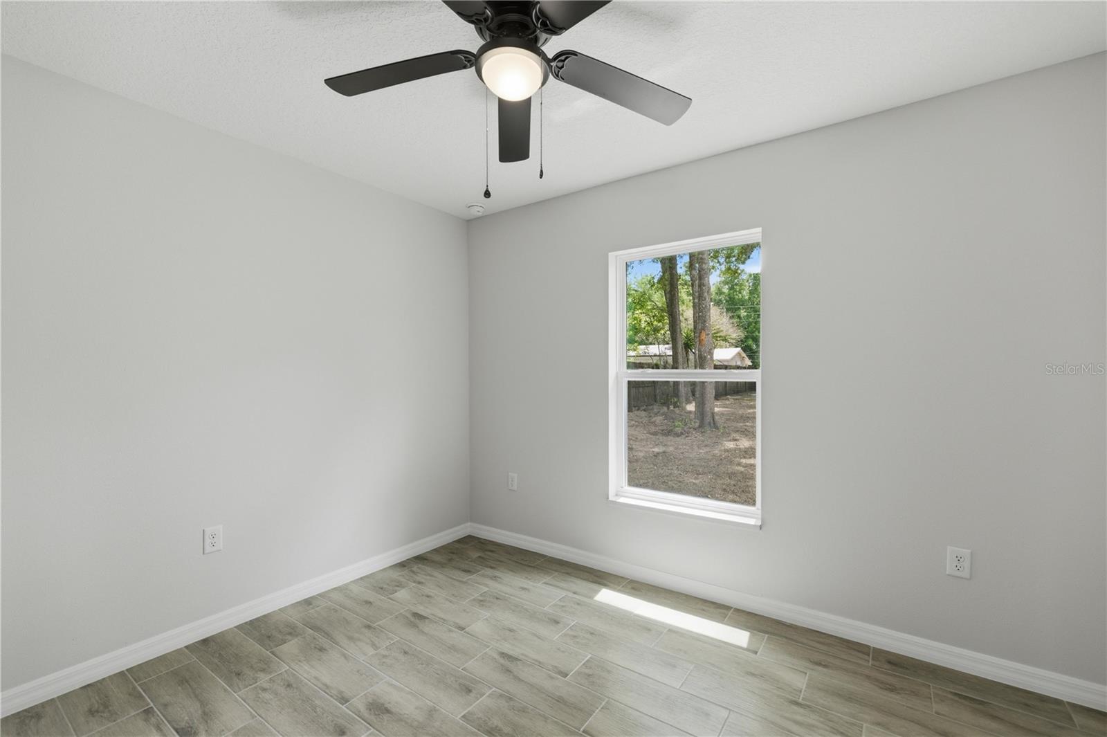 OCALA PARK ESTATES - Residential