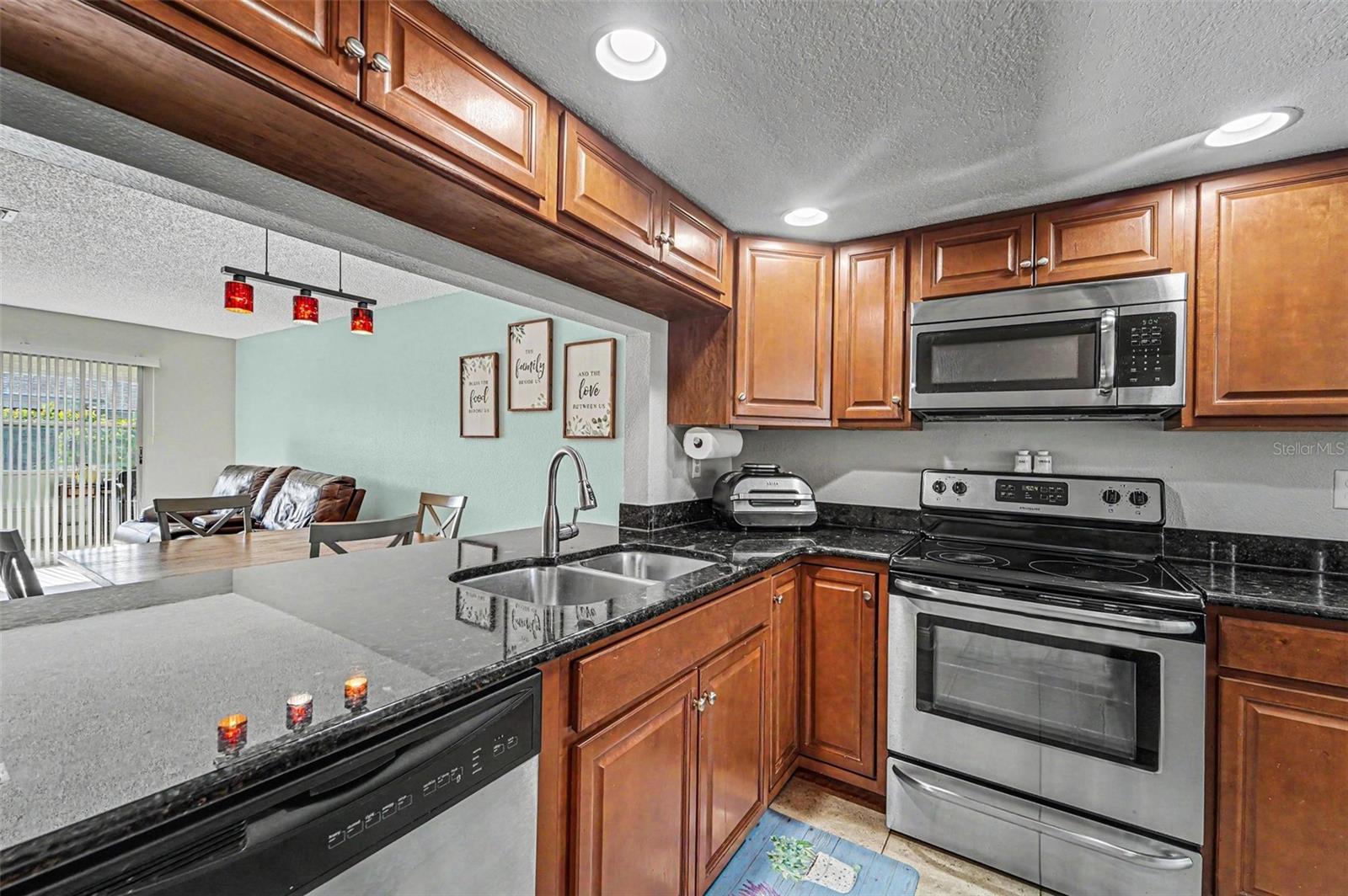 07 SPGS VILLAS CONDO - Residential