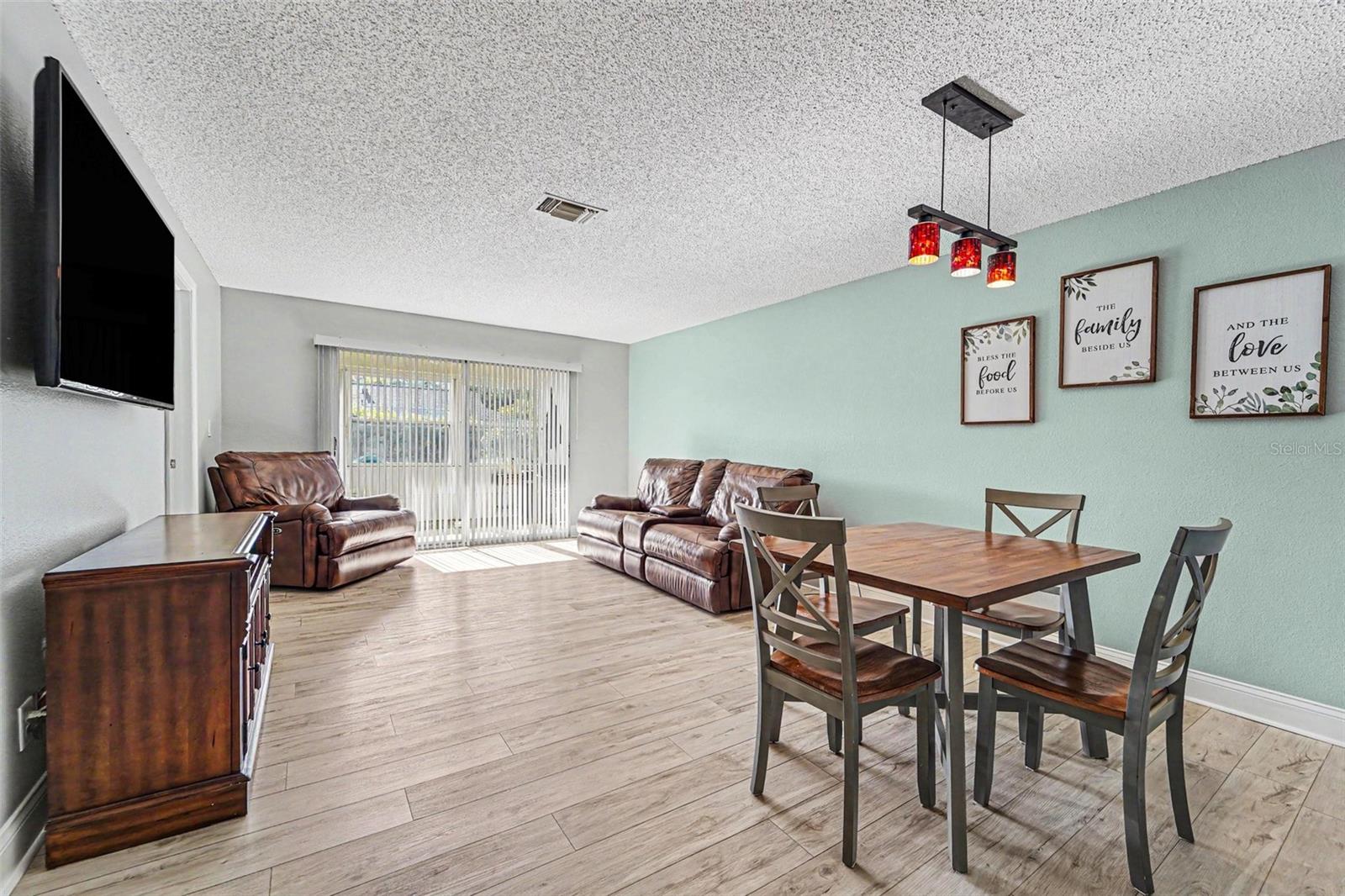 07 SPGS VILLAS CONDO - Residential