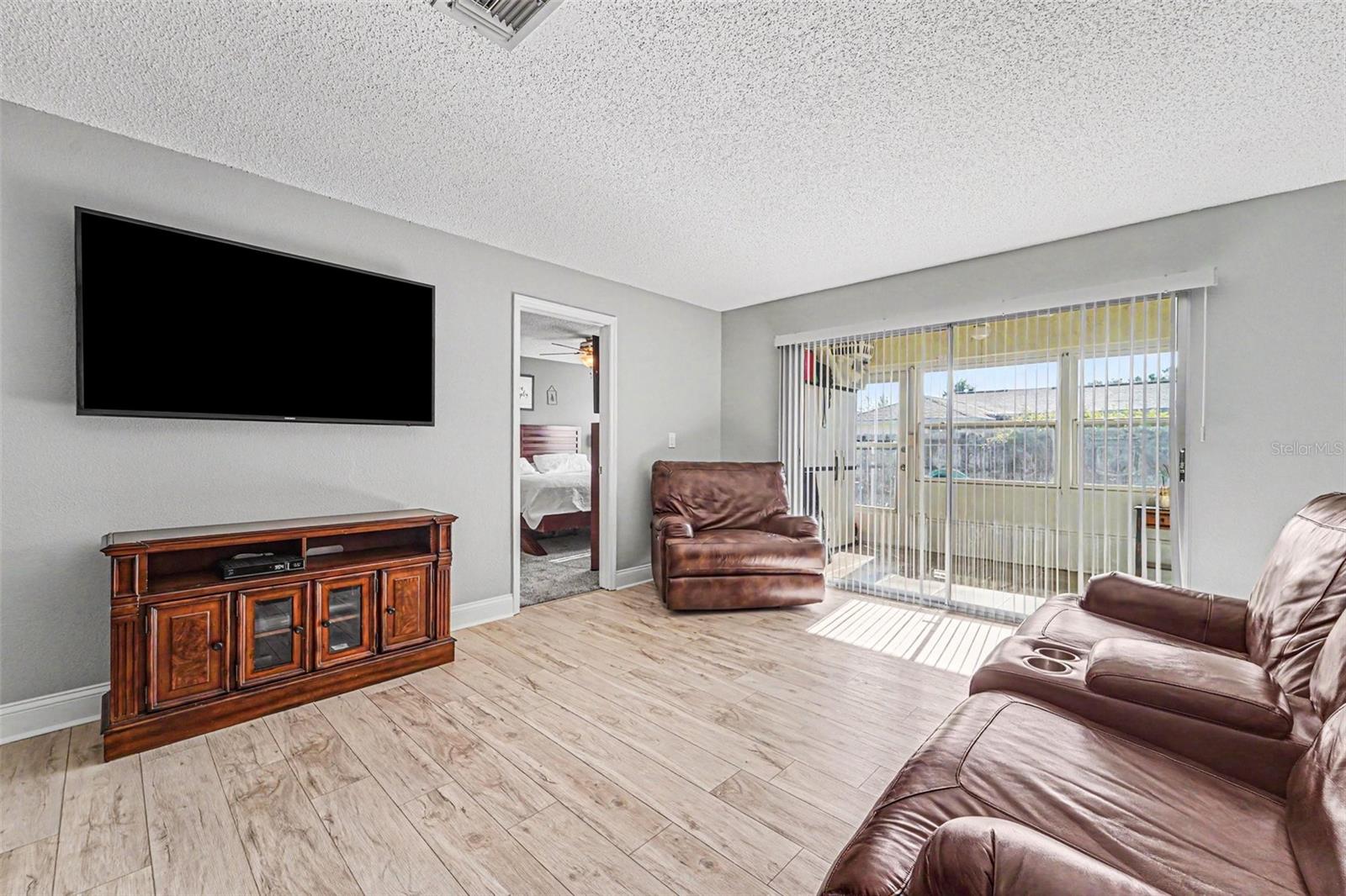 07 SPGS VILLAS CONDO - Residential